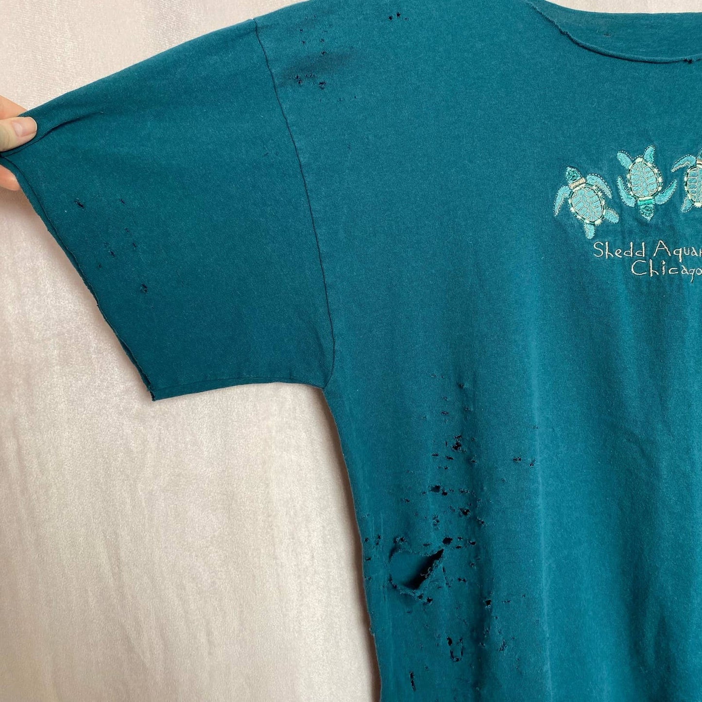 Upcycled Vintage Turtle Shedd Aquarium Chicago Distressed Tee, Size XL
