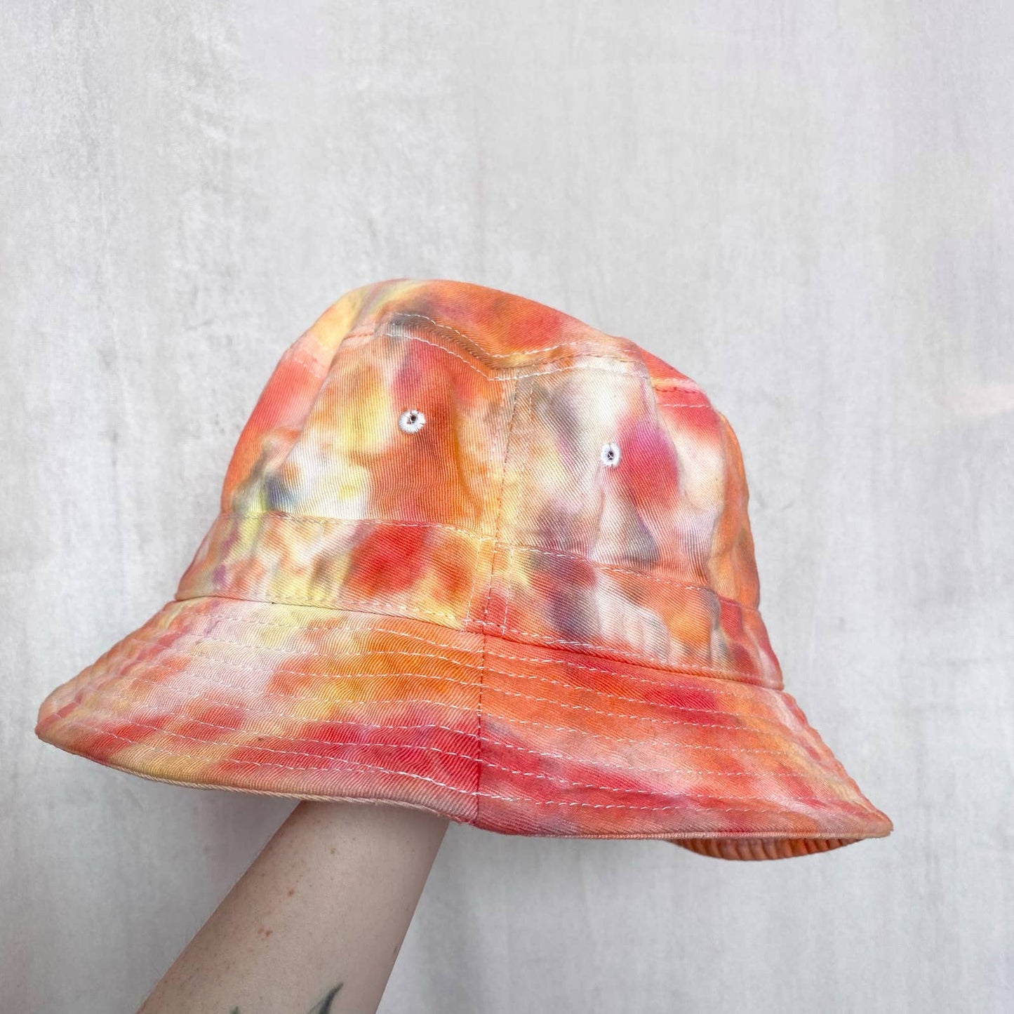 Secondhand Chok.Lids Tie Dye Bucket Hat