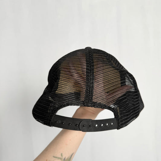 Vintage 1982 Willie Nelson & Family Trucker Hat