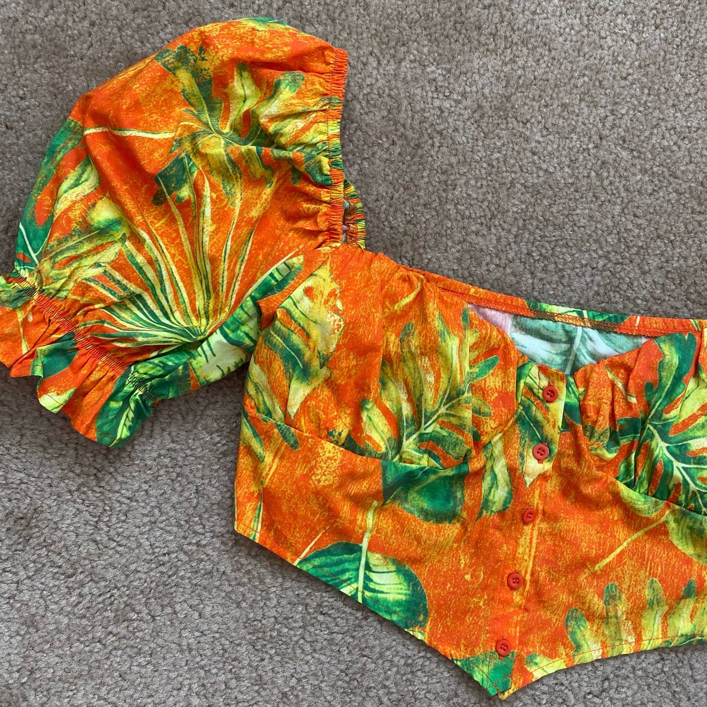 Preowned Shein Sxy Tropical Puff Sleeve Crop Top, Size Large
