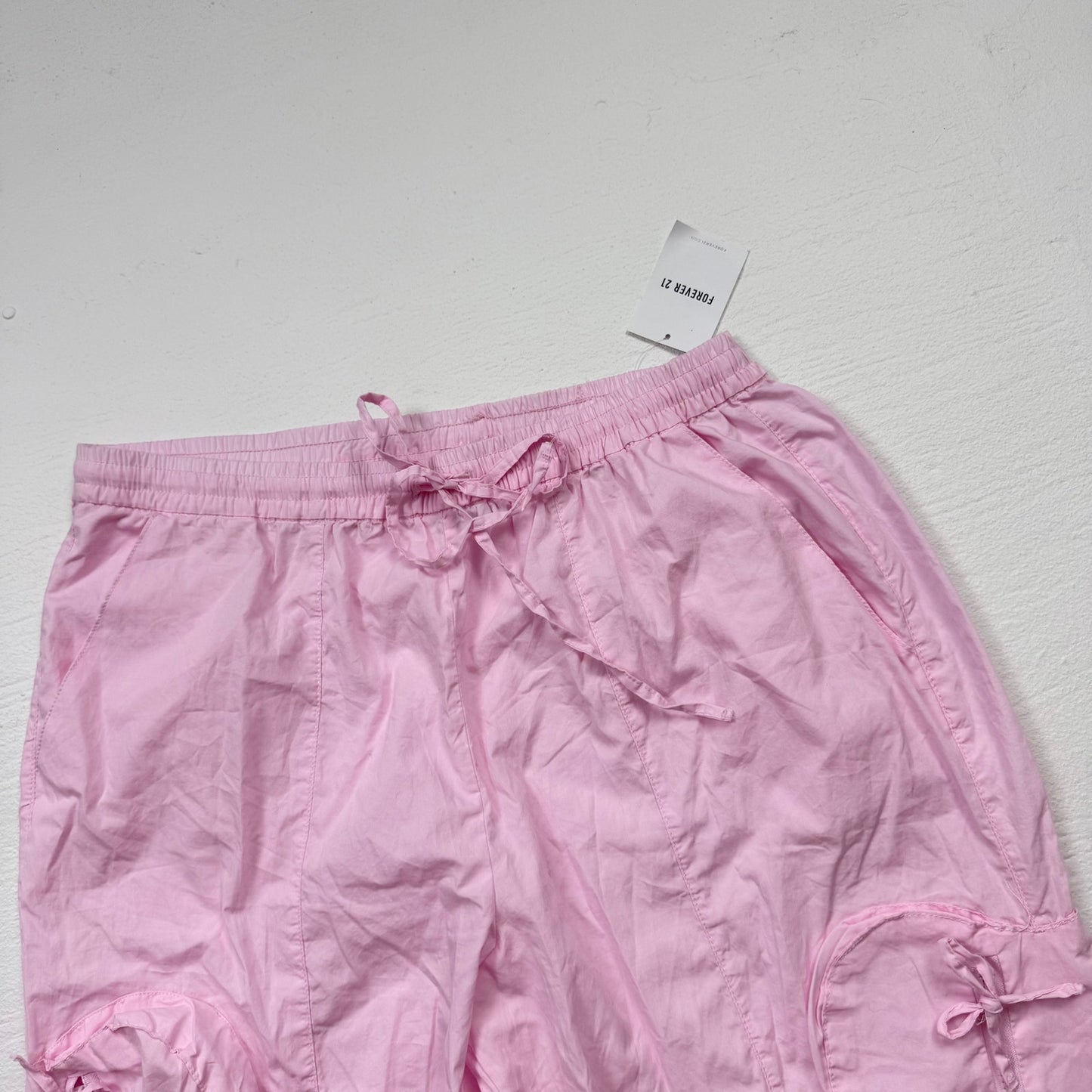 Secondhand Forever 21 Pink Cargo Wide Leg Pants Heart Pocket Bow Tie Detail, Size XL