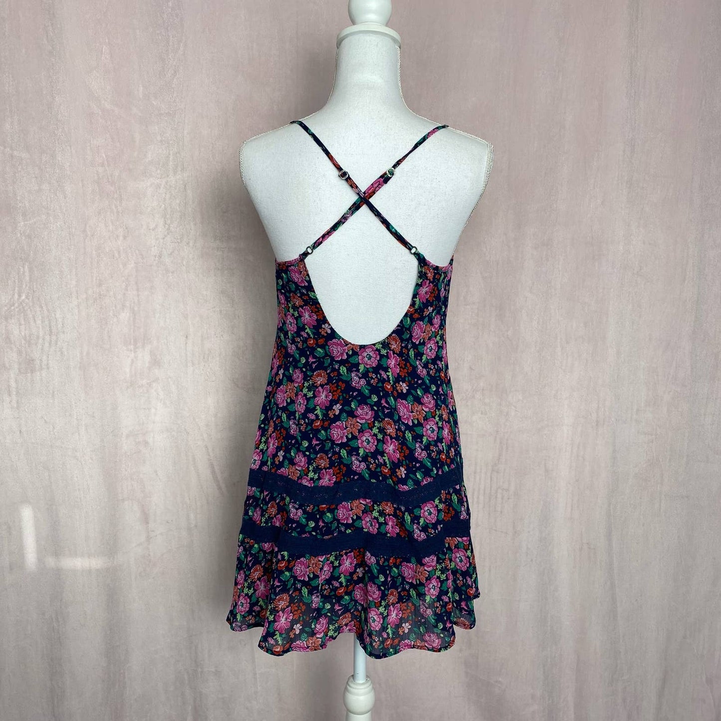 Secondhand Abercrombie & Fitch Floral Lace Mini Dress, Size Medium