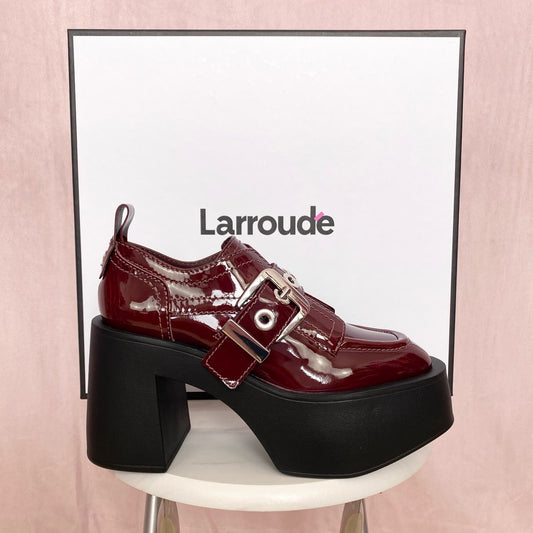 Preowned LARROUDÉ Stewart Platform Oxford In Carmin Patent Leather, Size 7