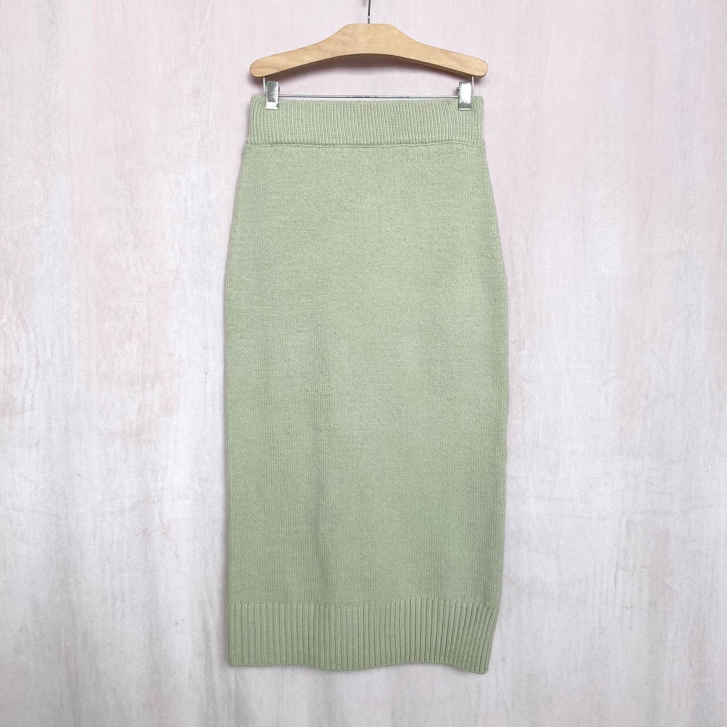 Secondhand H&M High Waisted Midi Knit Sweater Skirt, Size XS
