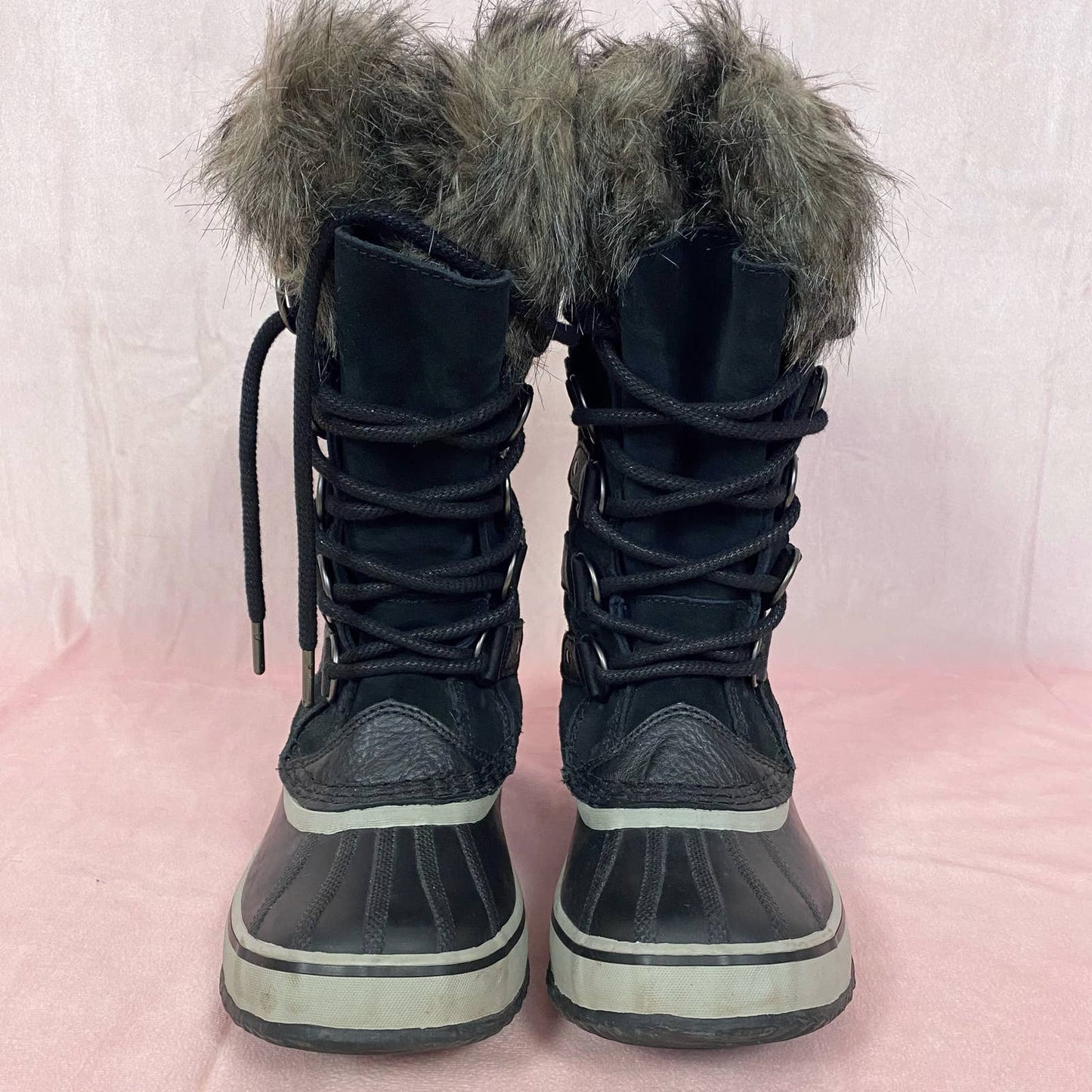 Secondhand Sorel Women’s Joan of Arctic Boot in Black, Size 5.5