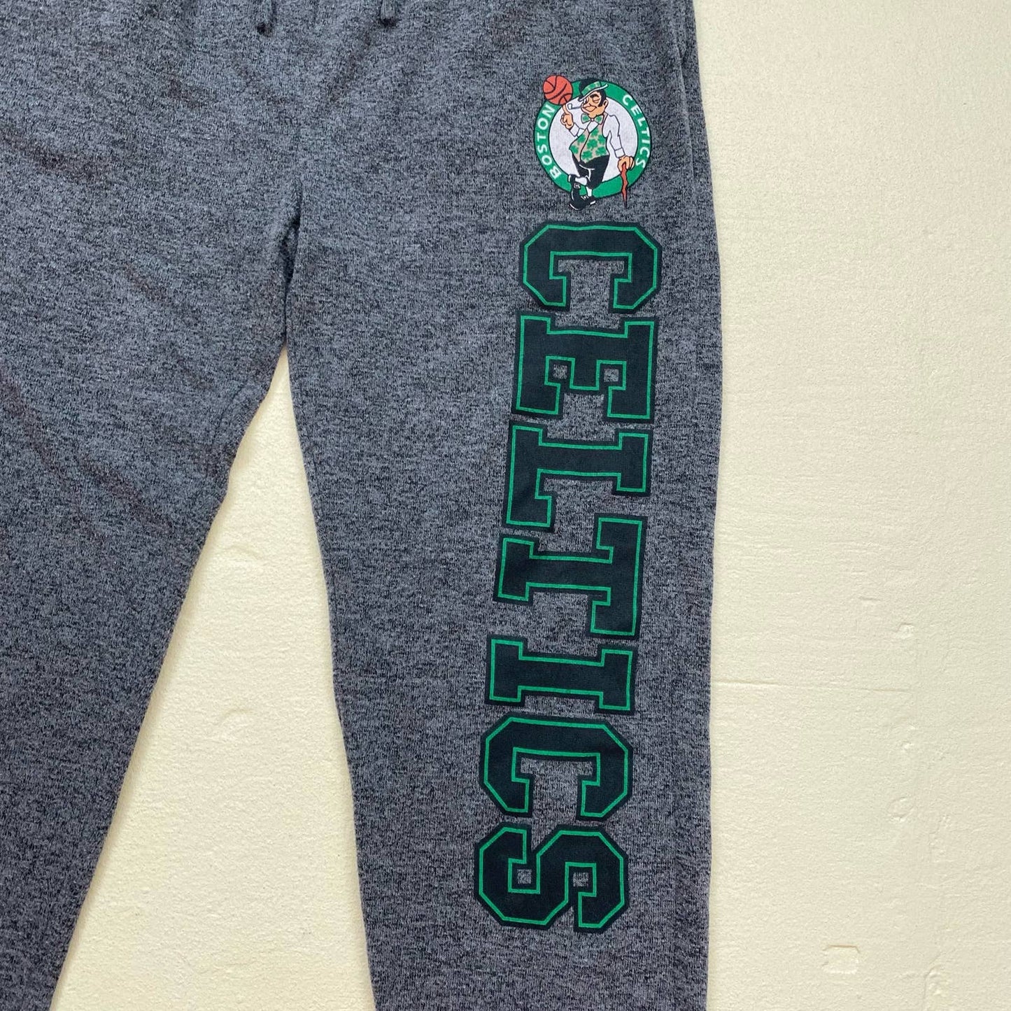 Secondhand NBA Boston Celtics Joggers Sweatpants, Size Large