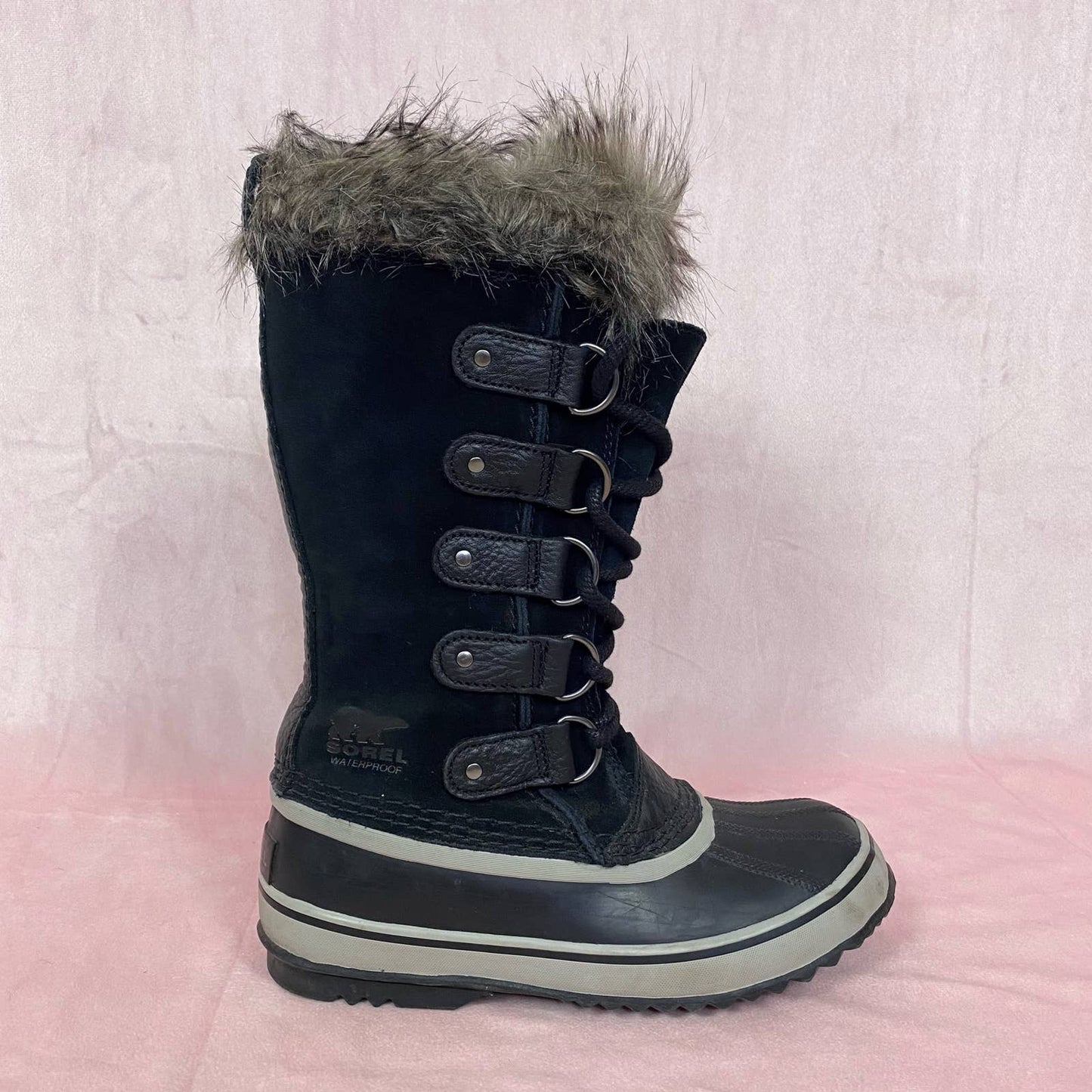 Secondhand Sorel Women’s Joan of Arctic Boot in Black, Size 5.5