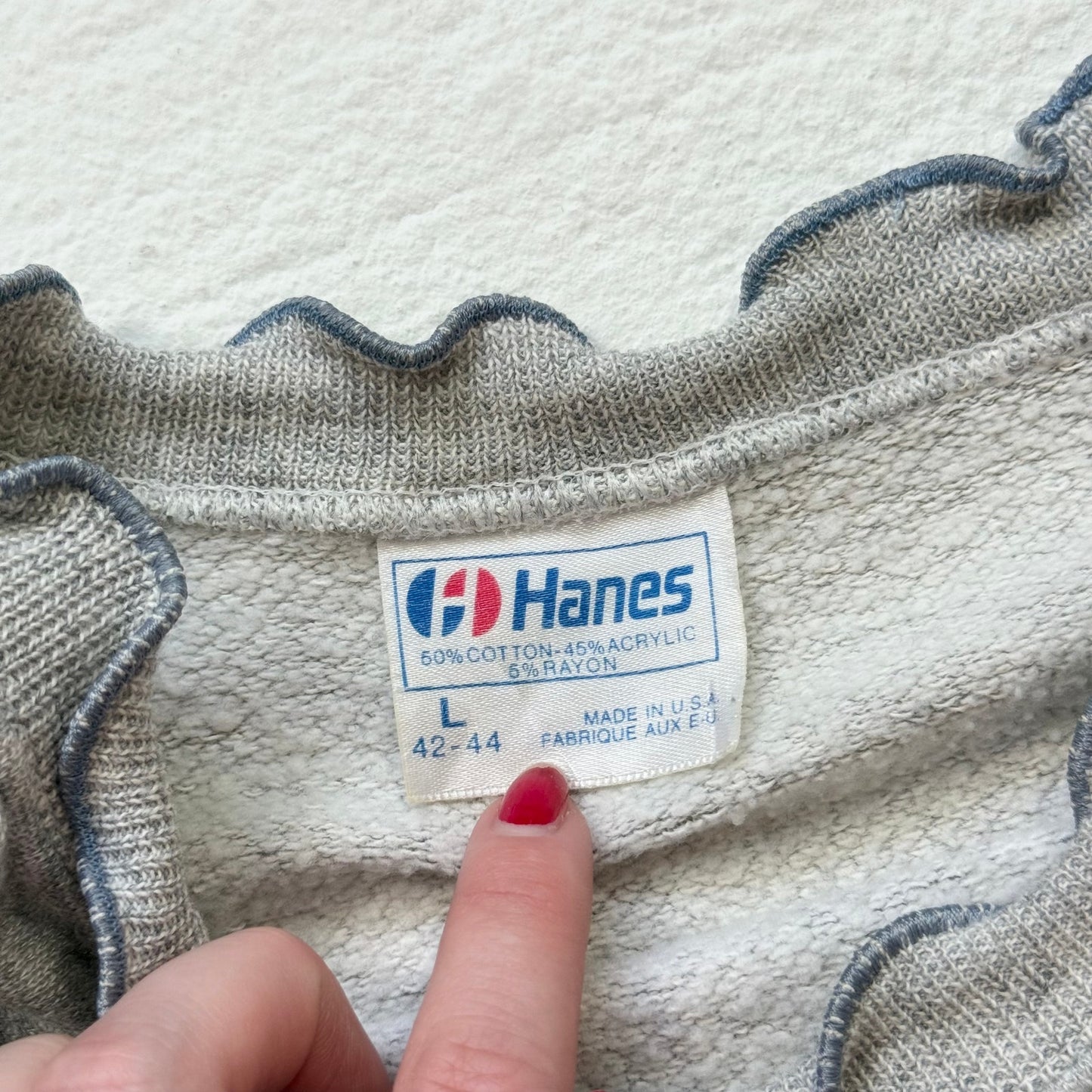 Vintage 80s Hanes Grandma Hearts Gray Crewneck Sweatshirt, Size Large