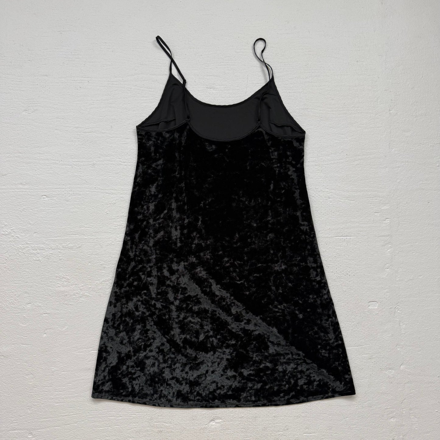 Secondhand Victoria’s Secret Black Velvet Mini Slip Dress, Size M/L