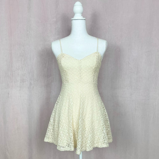 Reworked Ecoté Cream Lace Fit & Flare Tank Top, Size Small