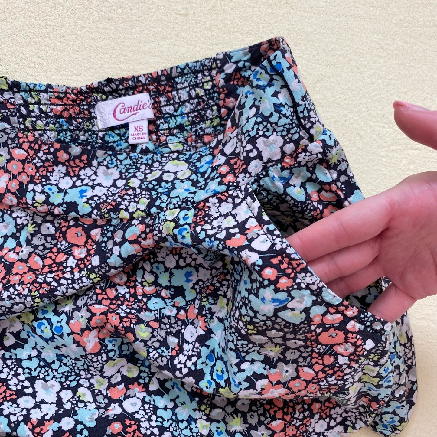 Y2K Candie’s Ditsy Floral Mini Shorts, Size XS