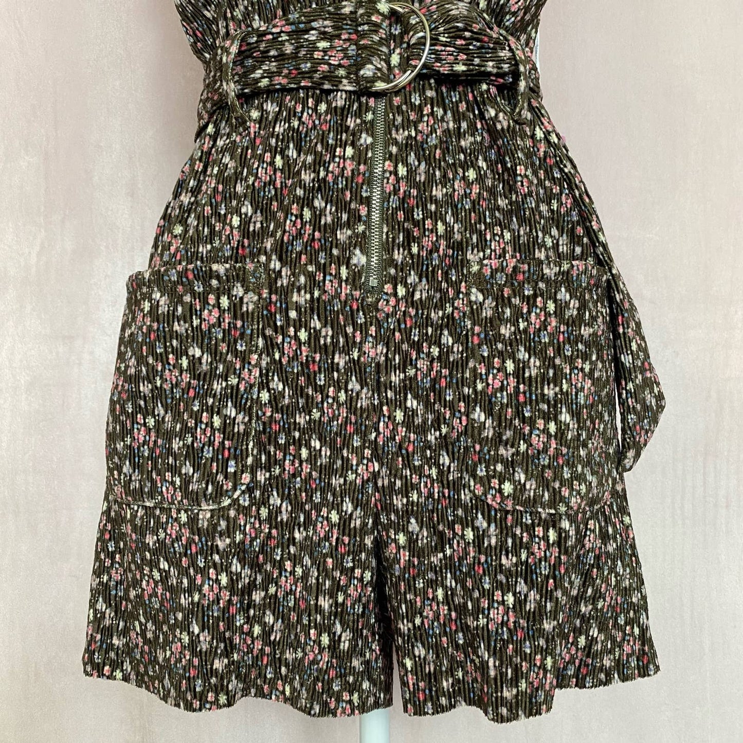Preowned Azura Floral Print Soft Romper, Size Small