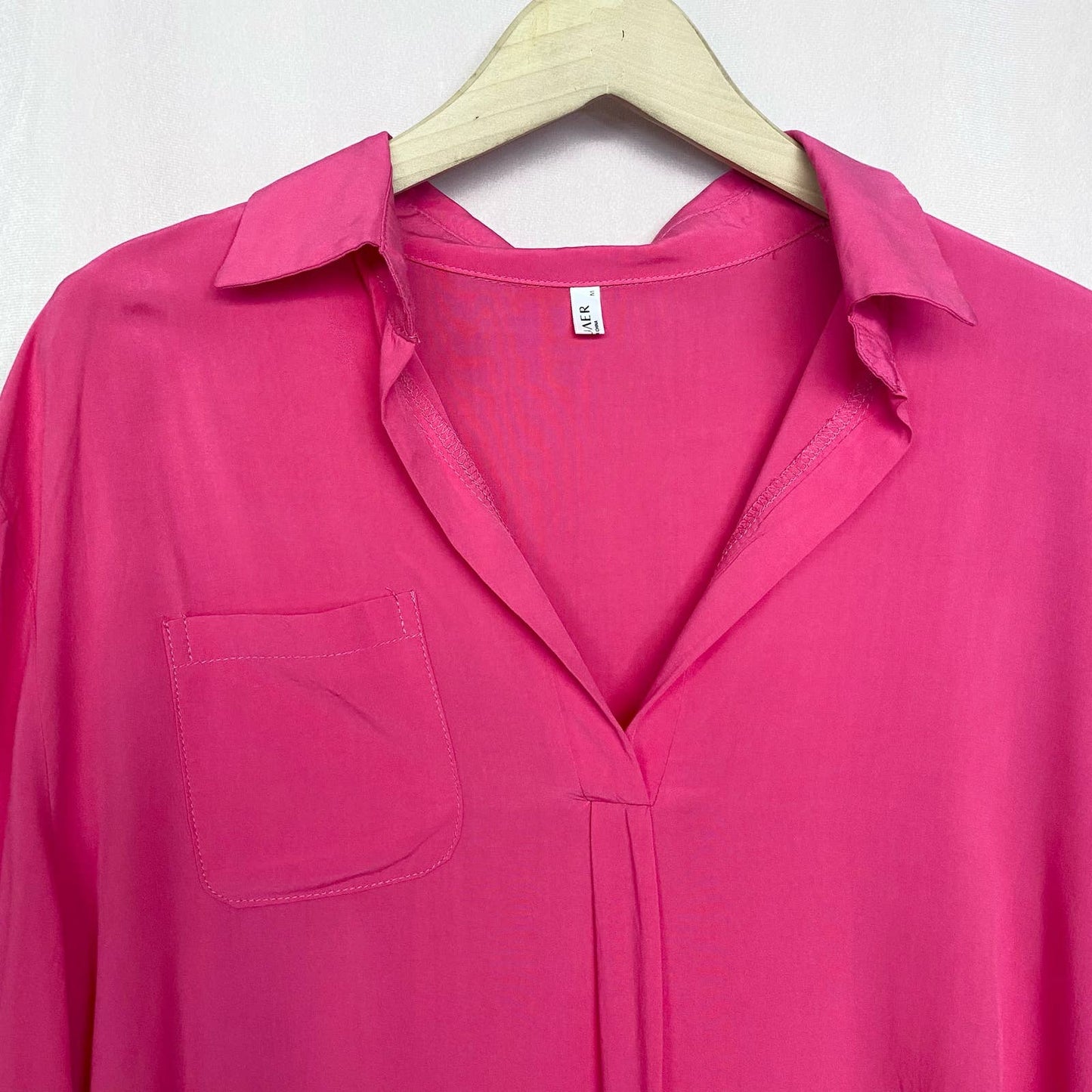 Secondhand Ekouaer Pink Cover Up Shirt for Beach Swimsuit, Size Medium