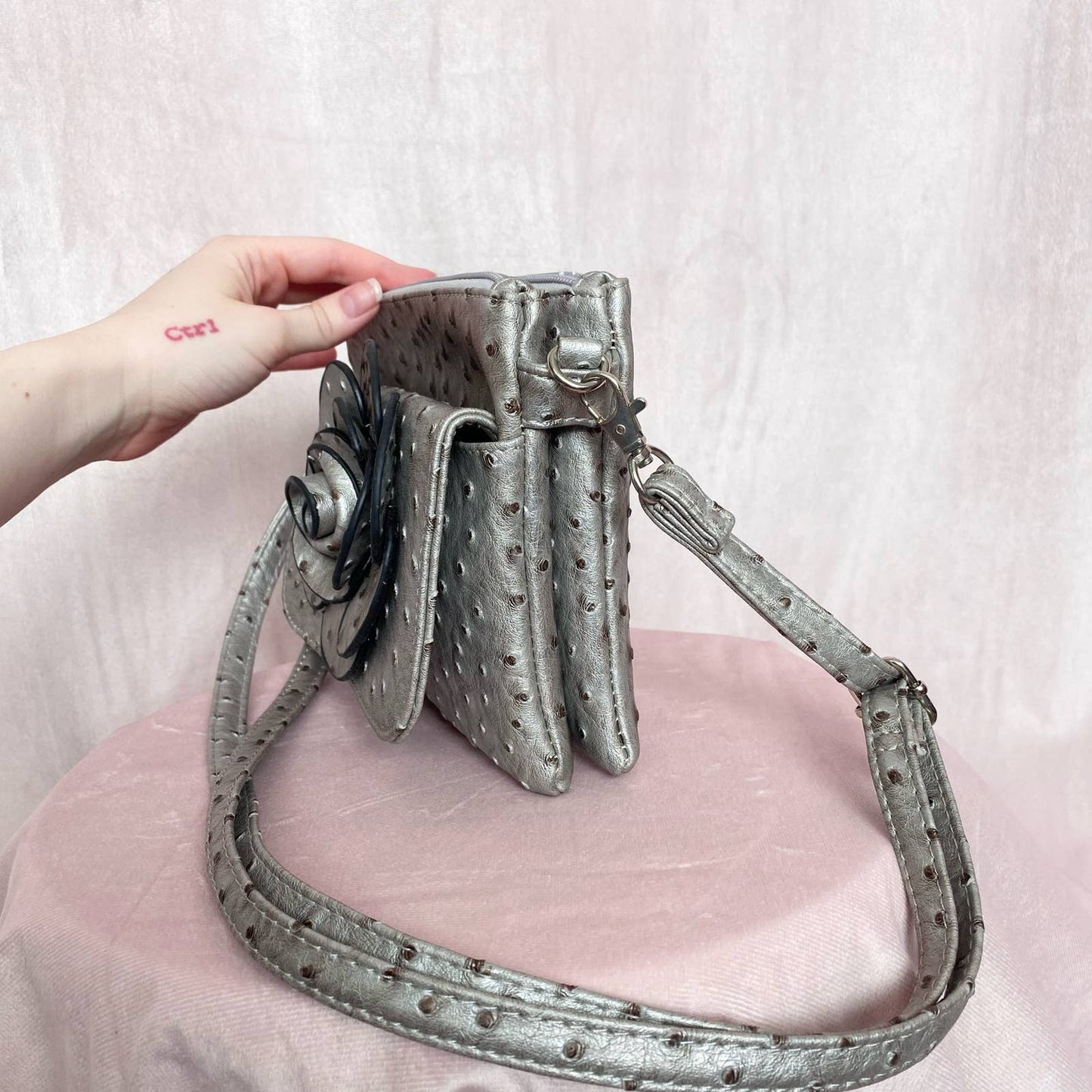 Secondhand Faux Ostrich Leather Flower Crossbody Bag