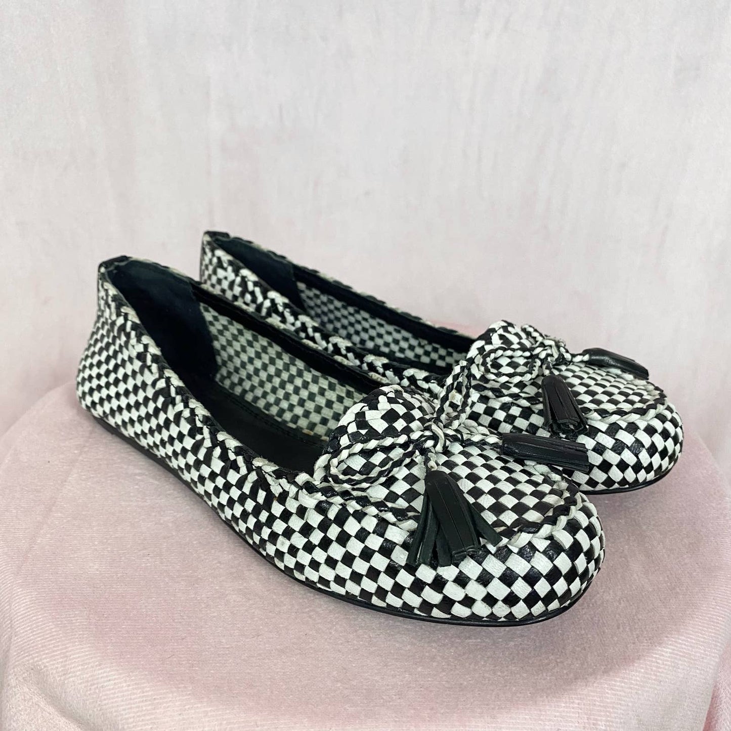 Secondhand Tory Burch Russell Loafers in Black/White, Size 5