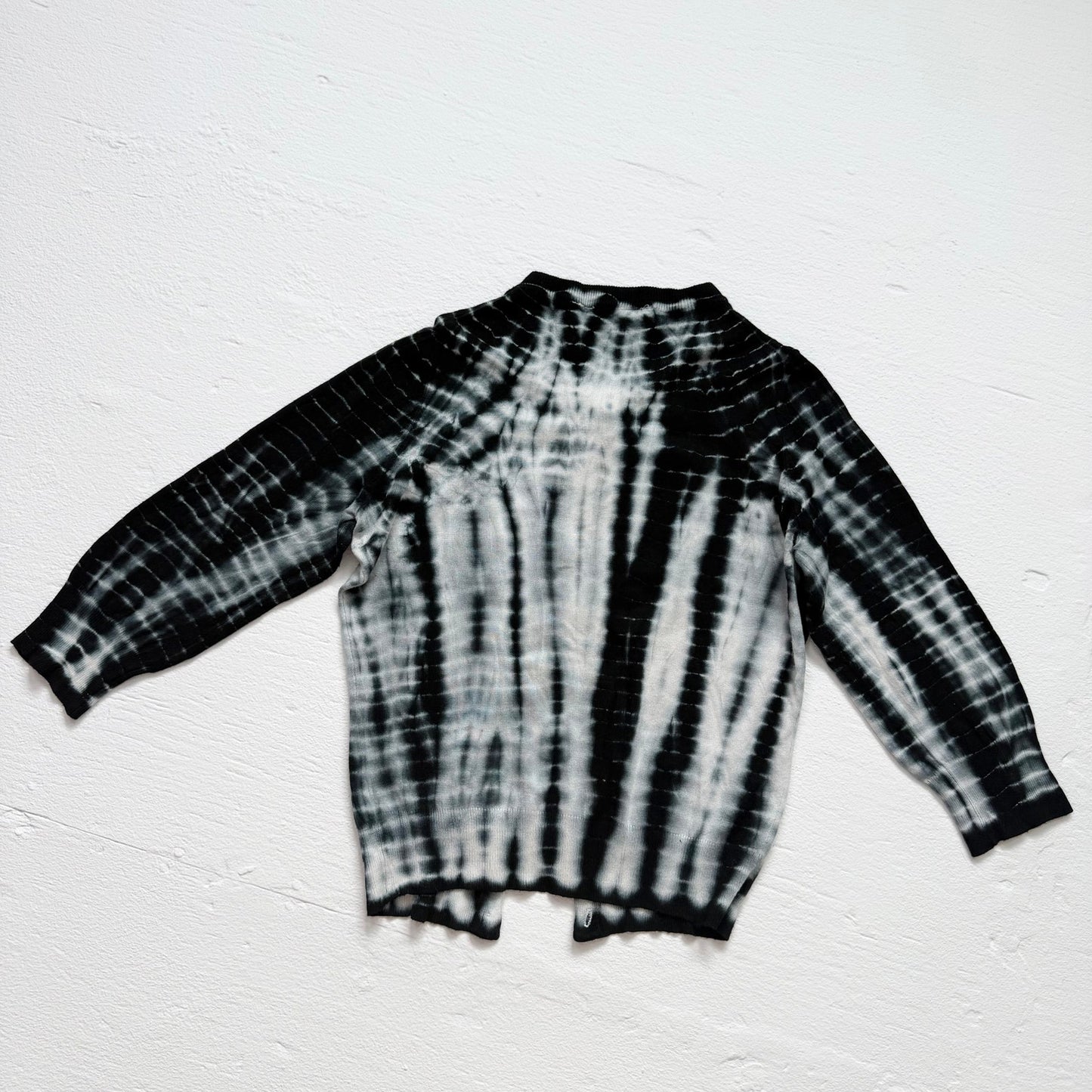 Secondhand Black White Tie Dye Ribbed Cropped Sleeve Cardigan, Size Large