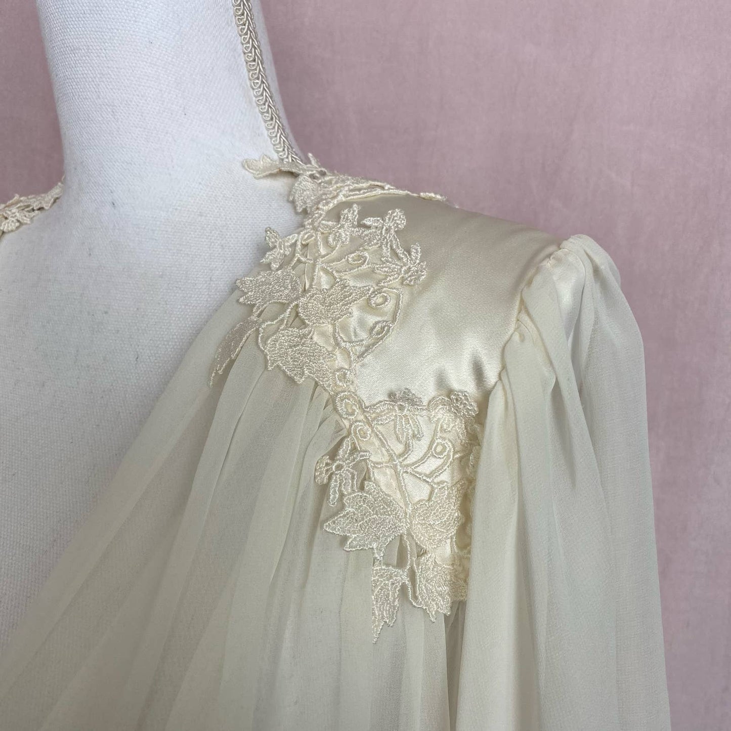 Vintage F Cera Hilrsoz Lace Sheer Kimono, Size Large