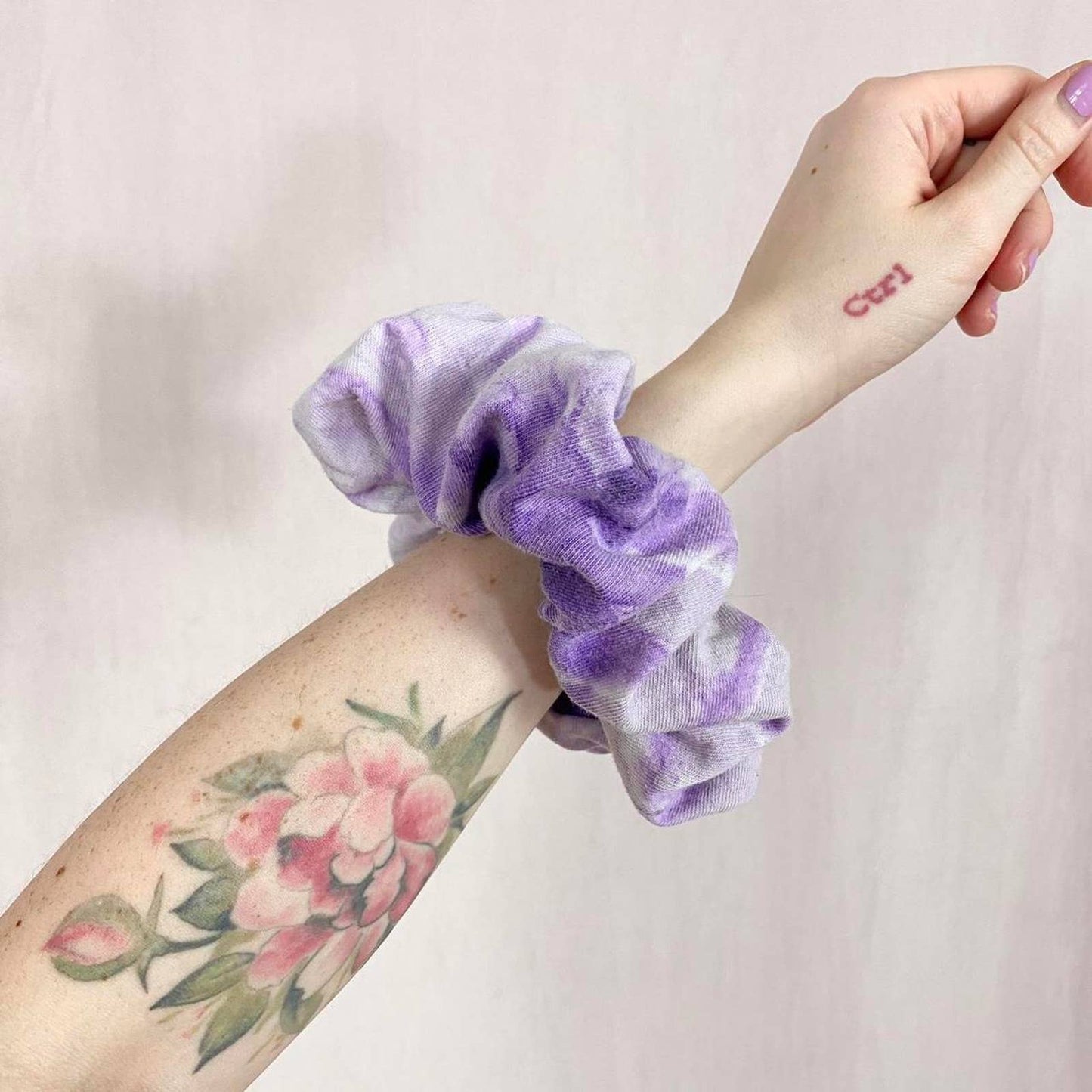 Scrap Fabric Tie Dye Jumbo Scrunchie