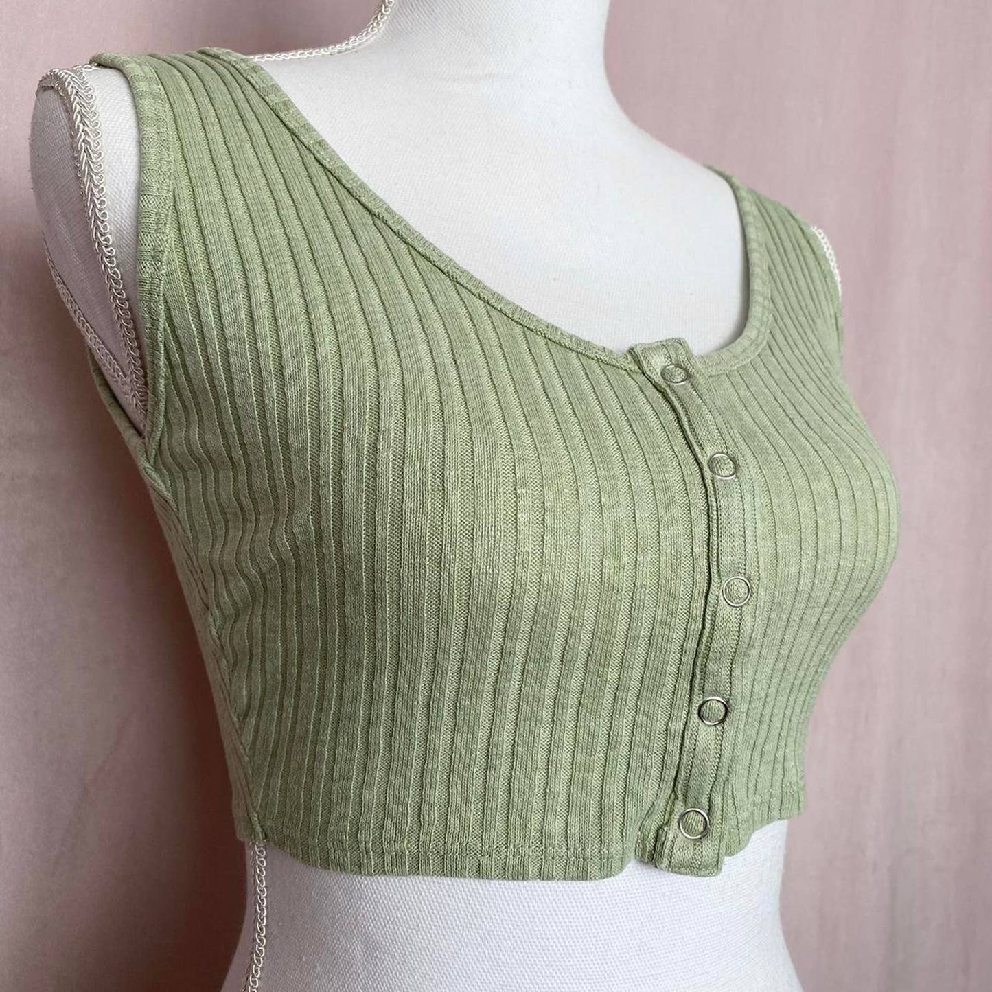 Secondhand Wild Fable Snap Front Ribbed Crop Tank Top, Size XS