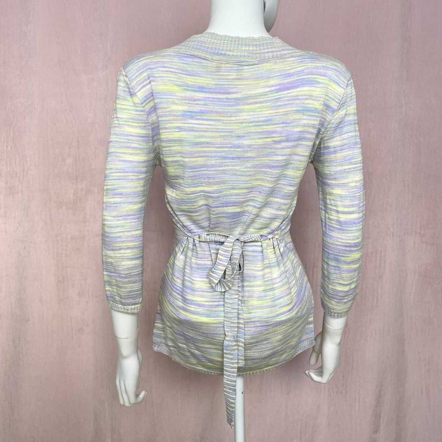 Vintage Knit Avenue 3/4 Sleeve V-Neck Sweater, Size Large