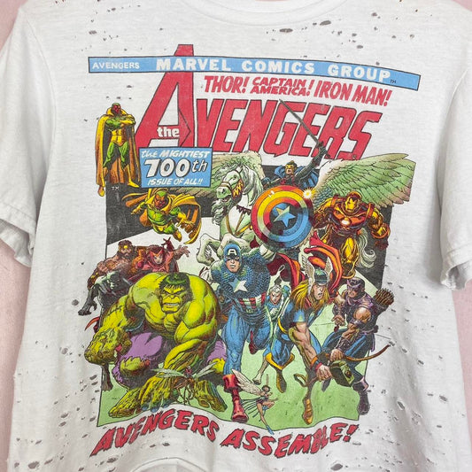 Reworked Marvel Avengers Distressed Graphic Tee, Size Medium