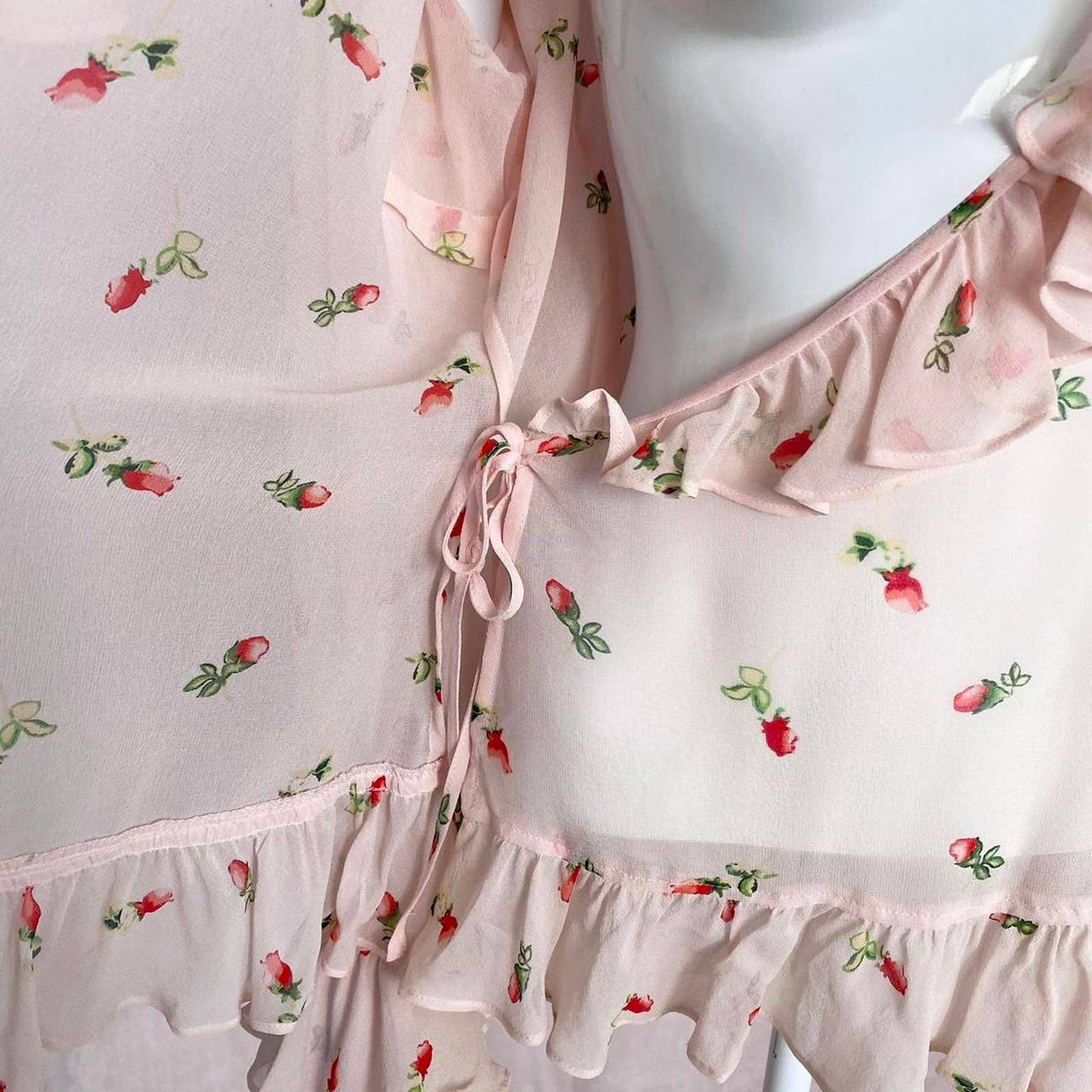 Y2K Moda International Floral Ruffle Wrap Silk Blouse, Size Medium
