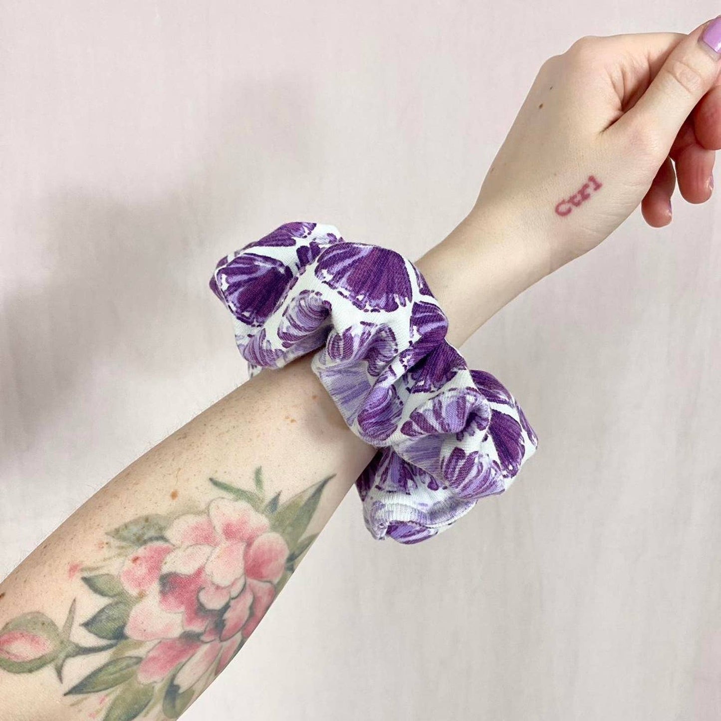 Scrap Fabric Seashell Jumbo Scrunchie