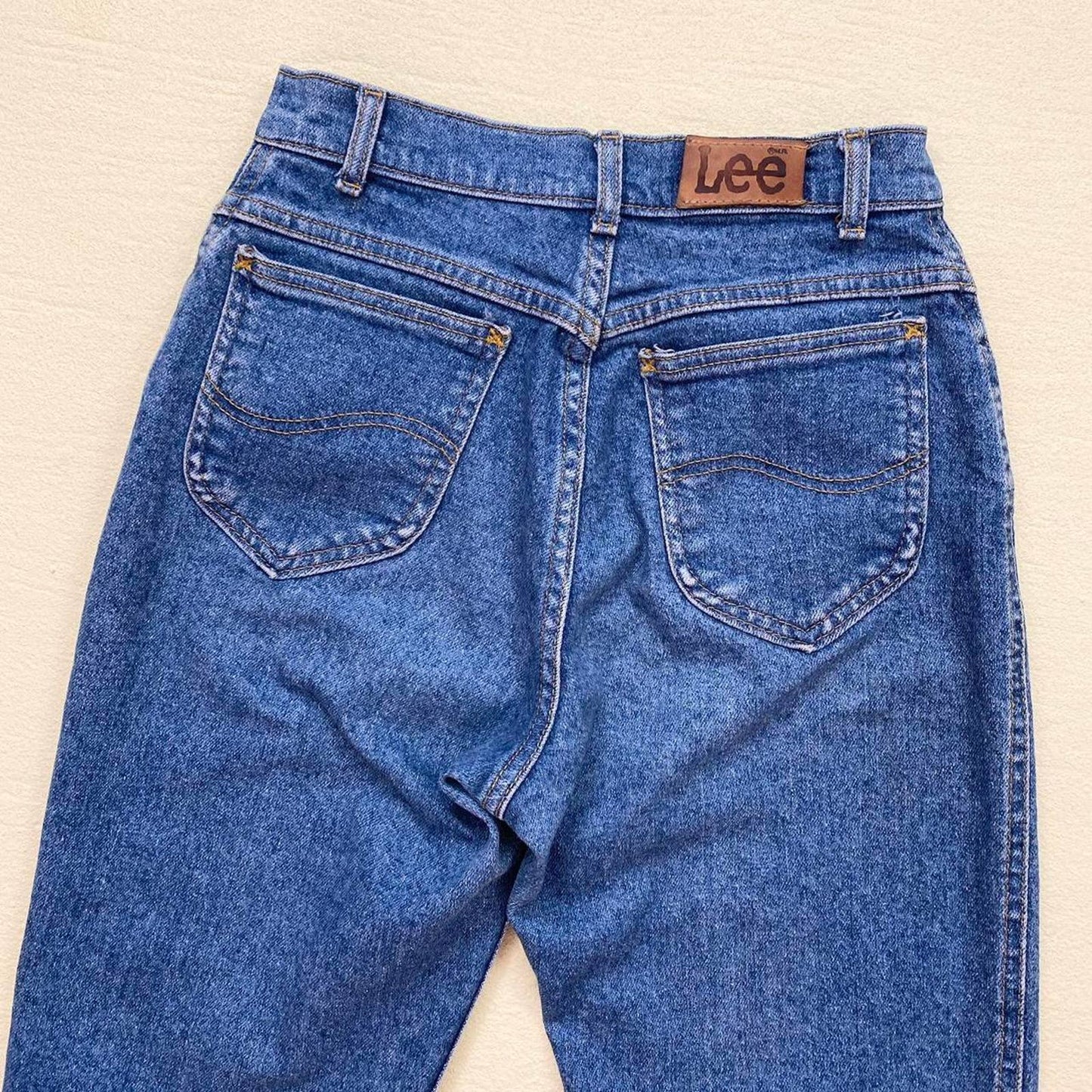 Vintage Lee High Waisted Mom Jeans, Size 24”