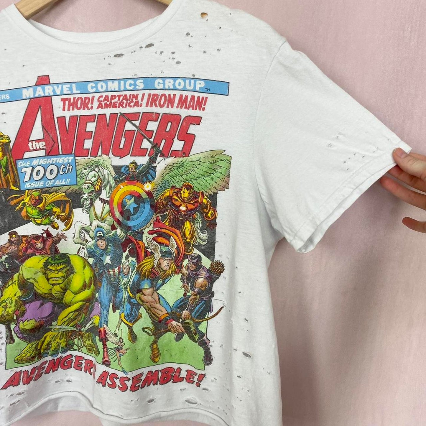 Reworked Marvel Avengers Distressed Graphic Tee, Size Medium