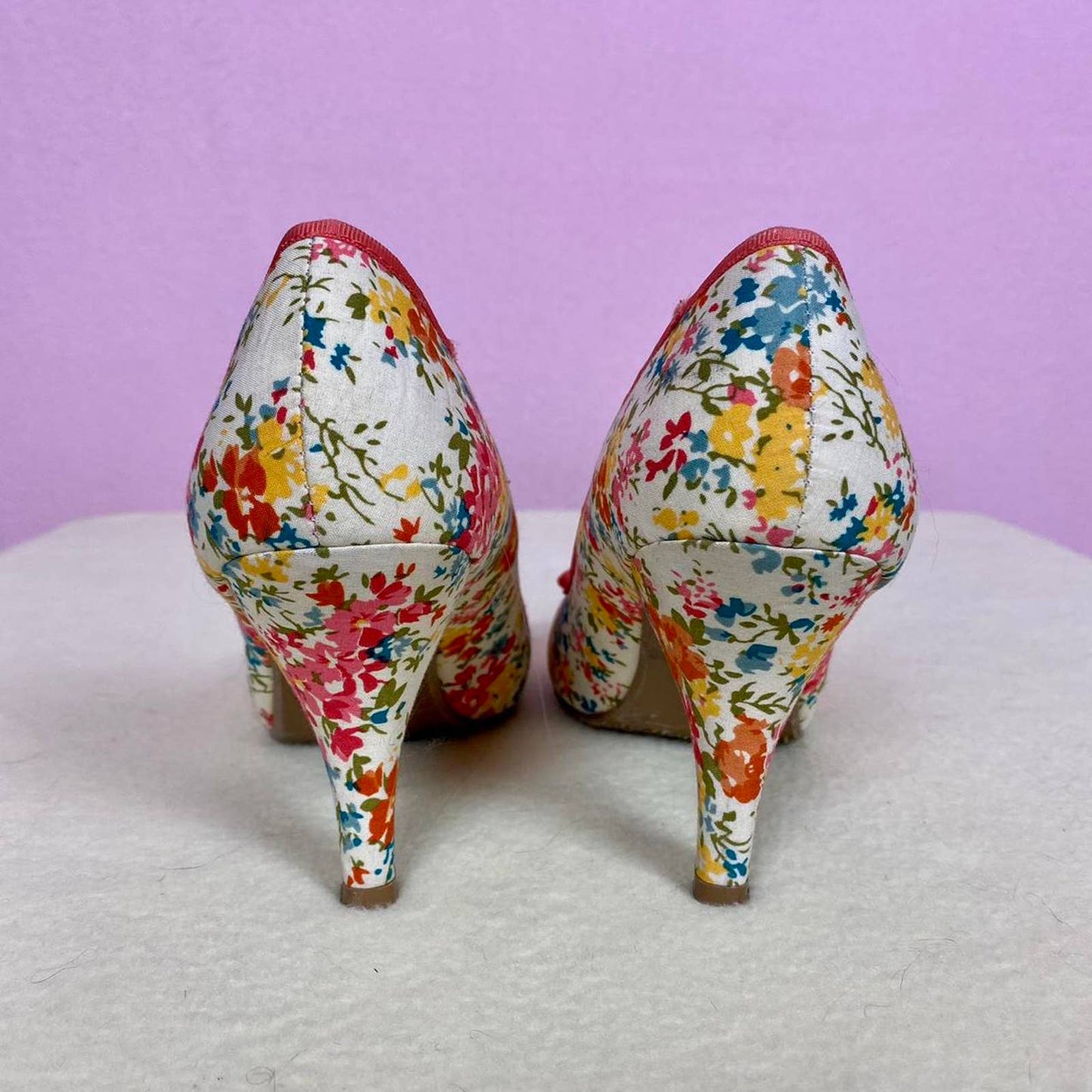 retro bright peach floral victorian y2k closed toe kitten heels, size 6 women's