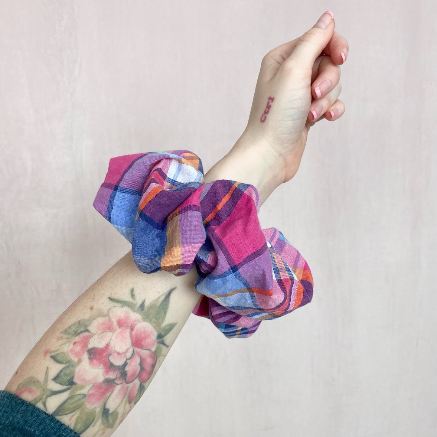 Scrap Fabric Plaid Jumbo Scrunchie