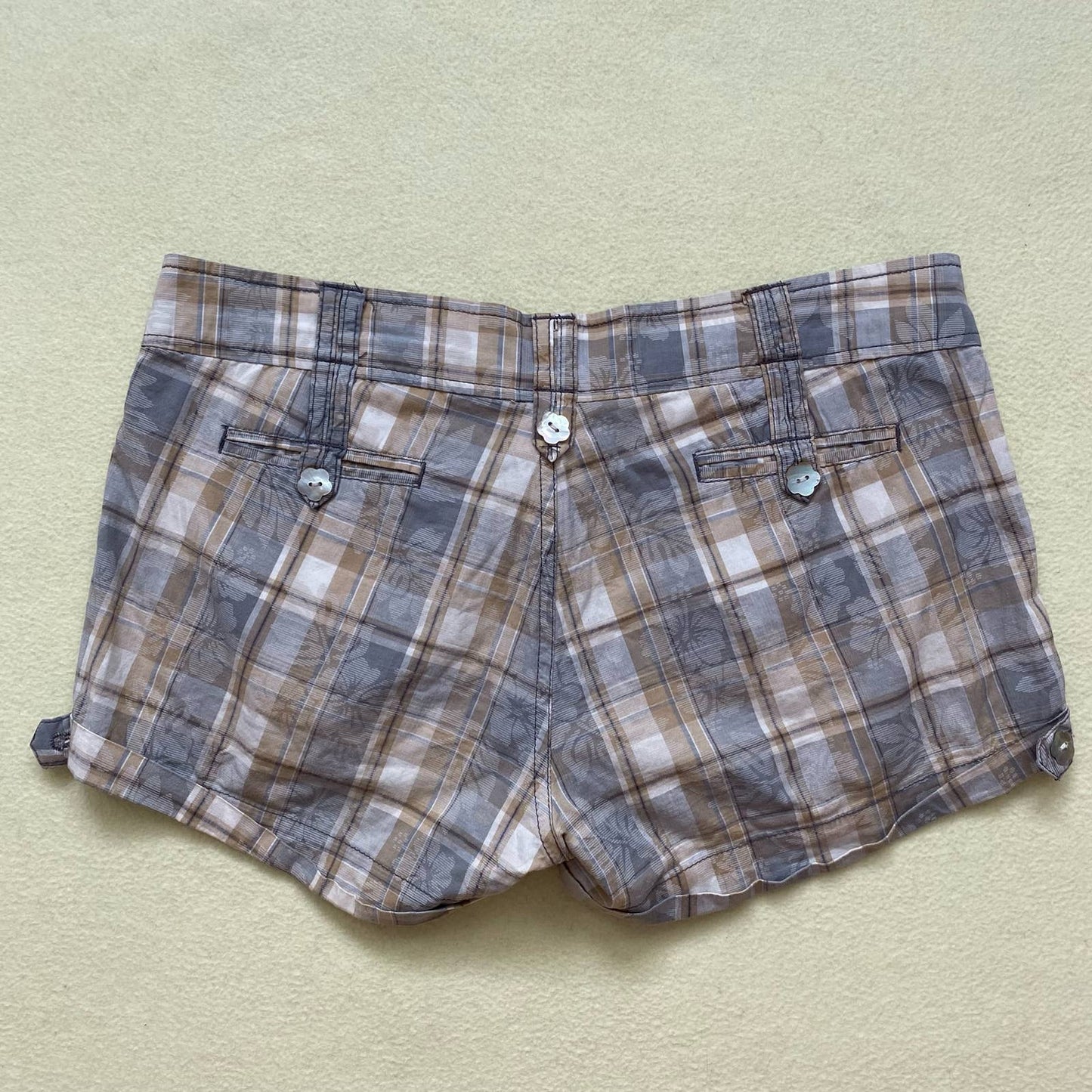 Y2K Fragile Plaid Floral Low Rise Shorts, Size 7