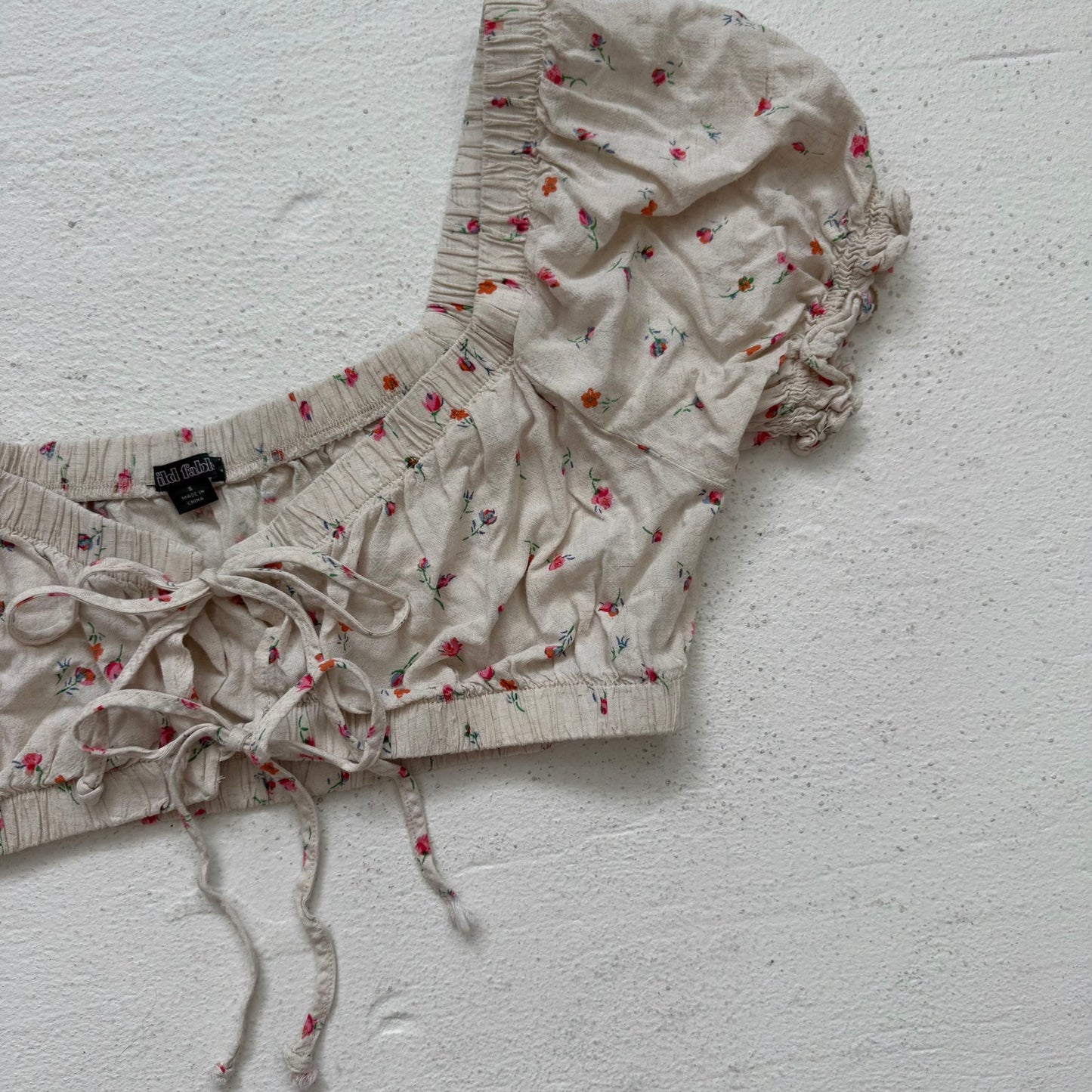 Secondhand Wild Fable Linen Blend Floral Tie Front Crop Top, Size Small