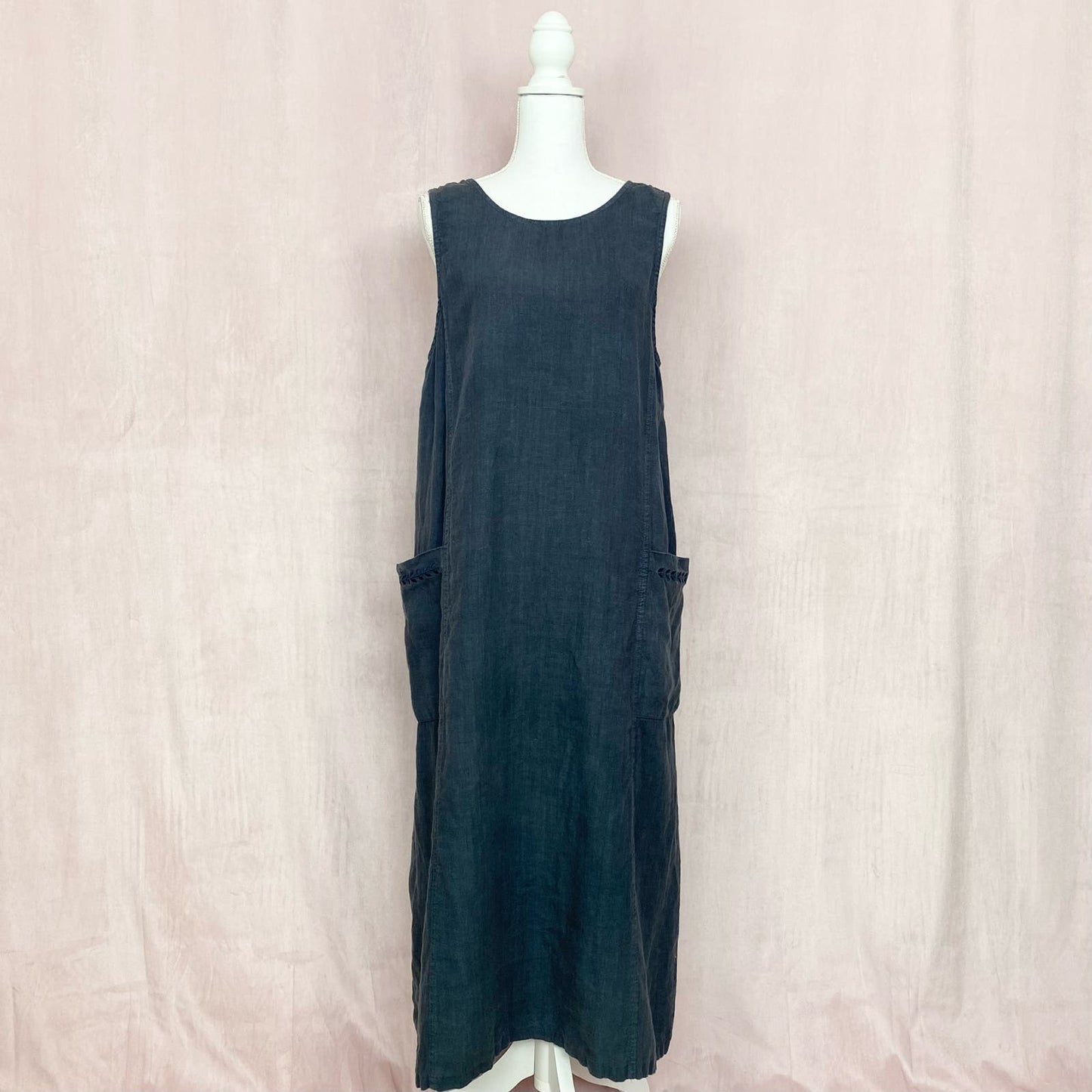 Vintage Bloomingdale’s Studio Linen Midi Dress, Size Medium