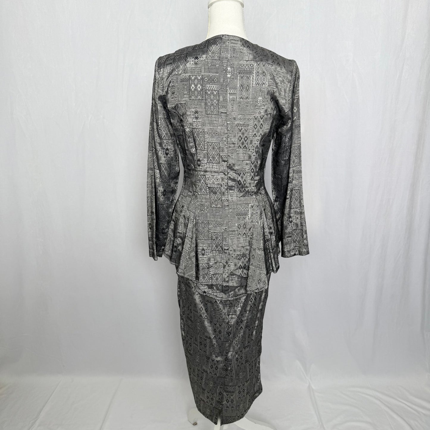 Vintage 80s True Wit Skirt Suit Set Gray Satin Geometric Print, Size 5/6