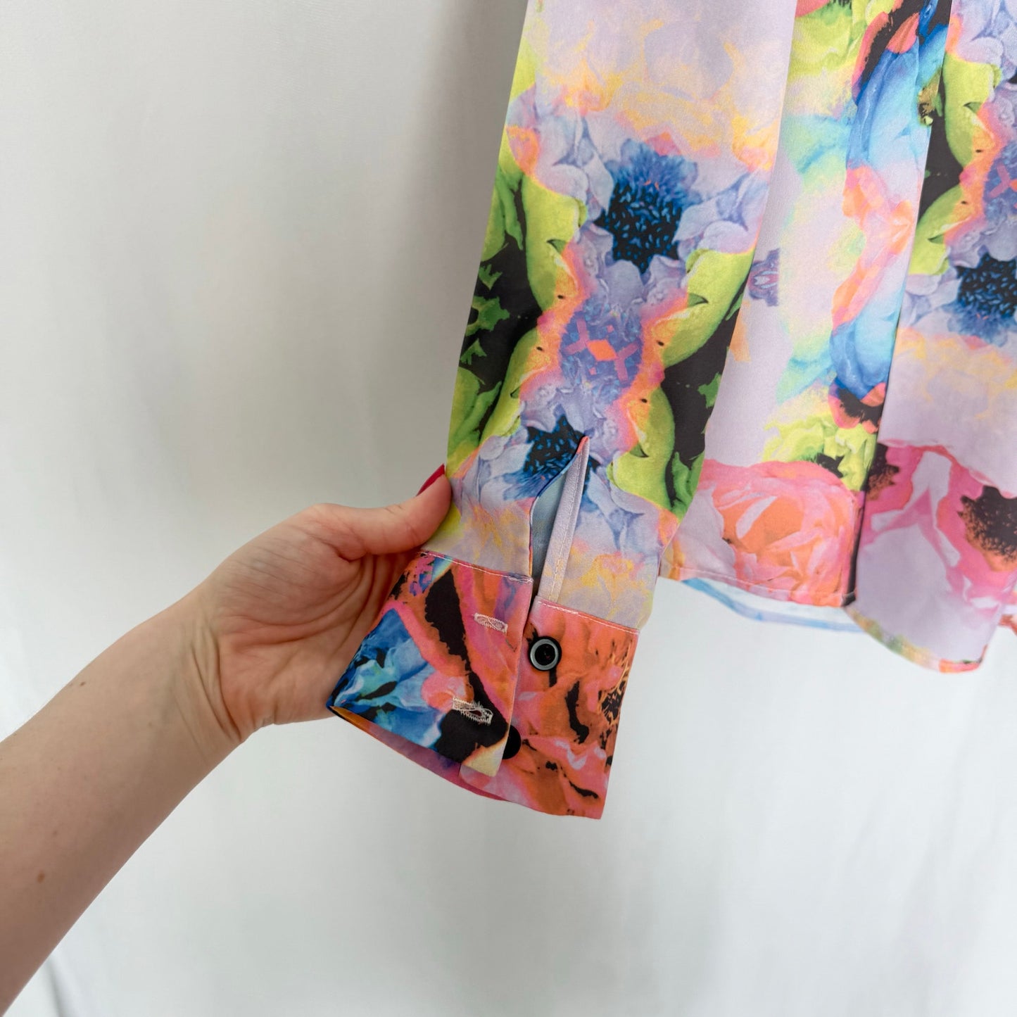 Secondhand Finders Keepers Floral Button Up Blouse, Size Medium