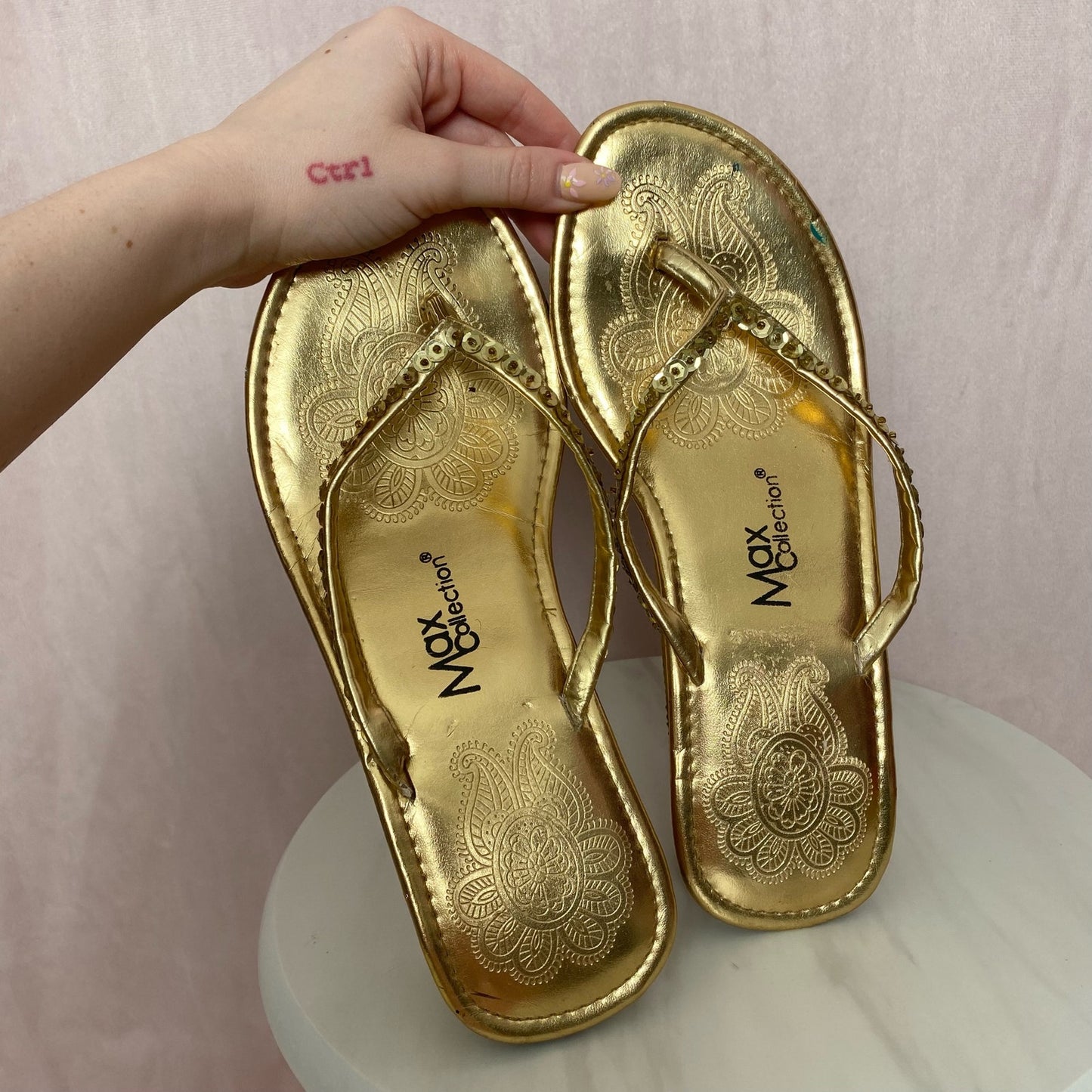 Sequins Max Collection Gold Sequins Wedge Heel Flip Flops, Size 9