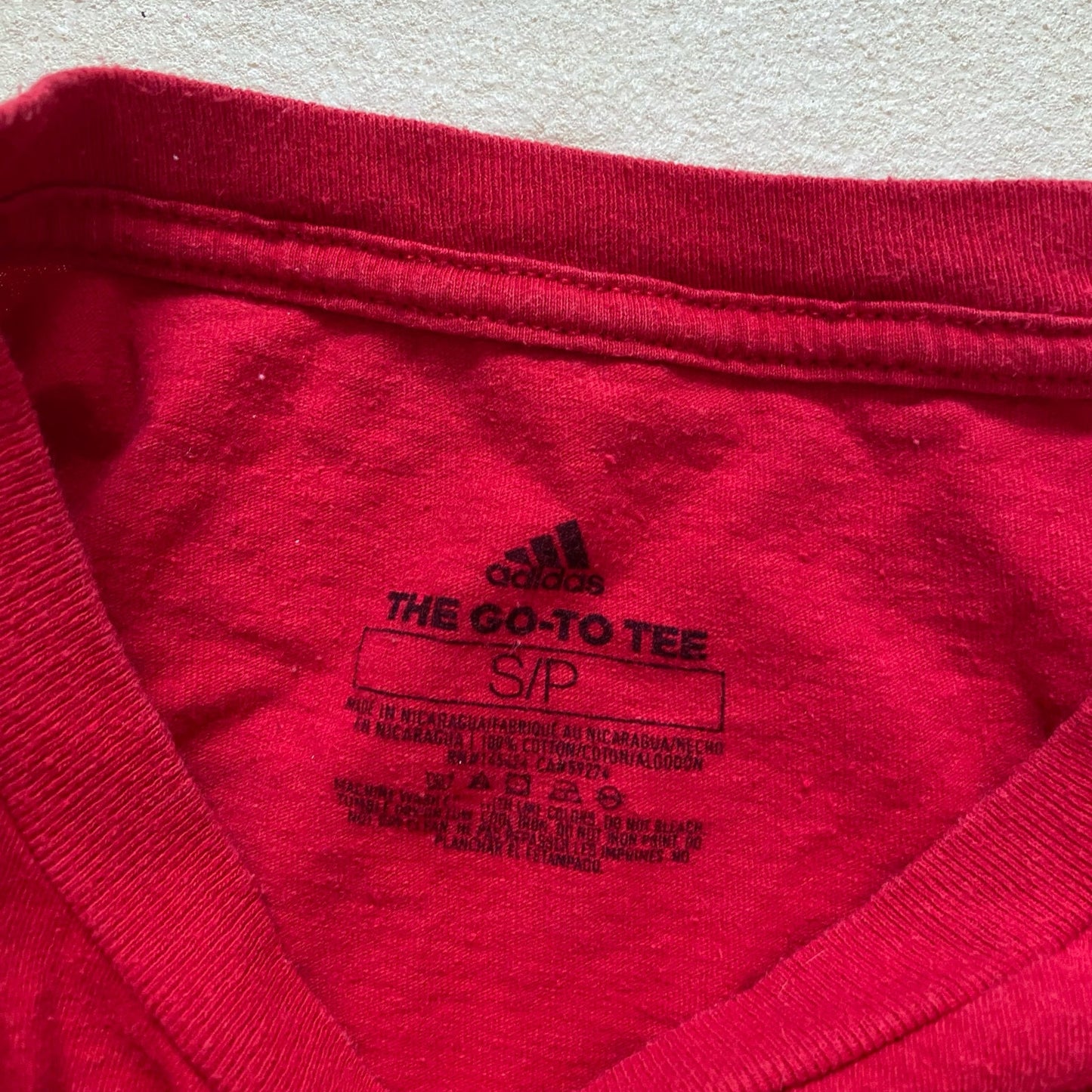 Secondhand Adidas Logo Graphic Red Crop Tee, Size Small