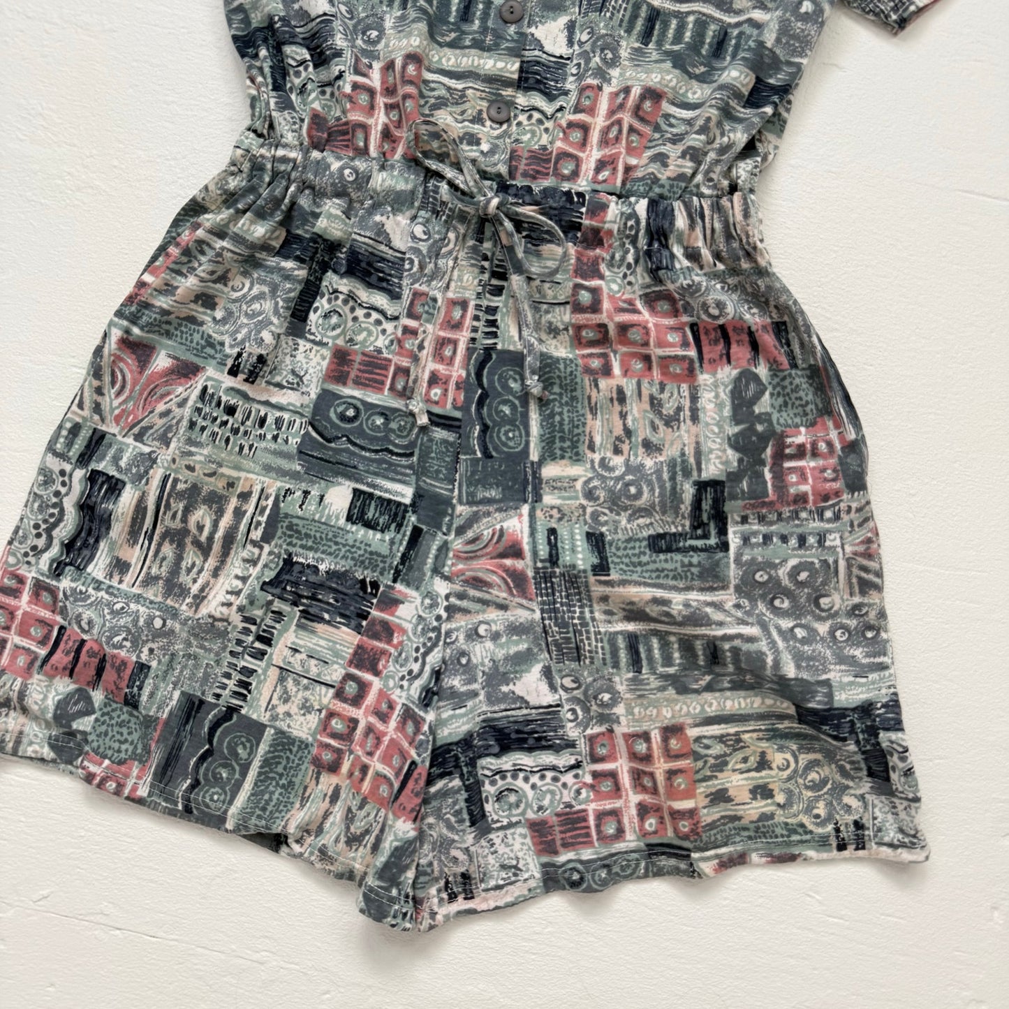 Vintage Shenanigans Abstract Button Tie Front Romper, Size Large