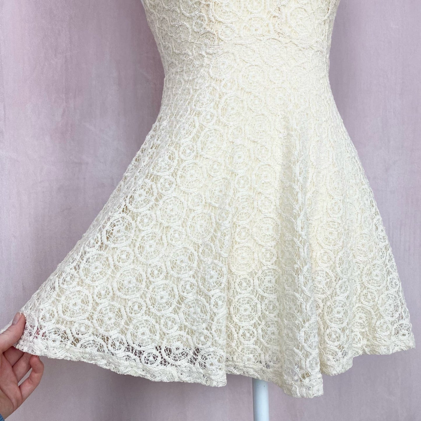 Reworked Ecoté Cream Lace Fit & Flare Tank Top, Size Small