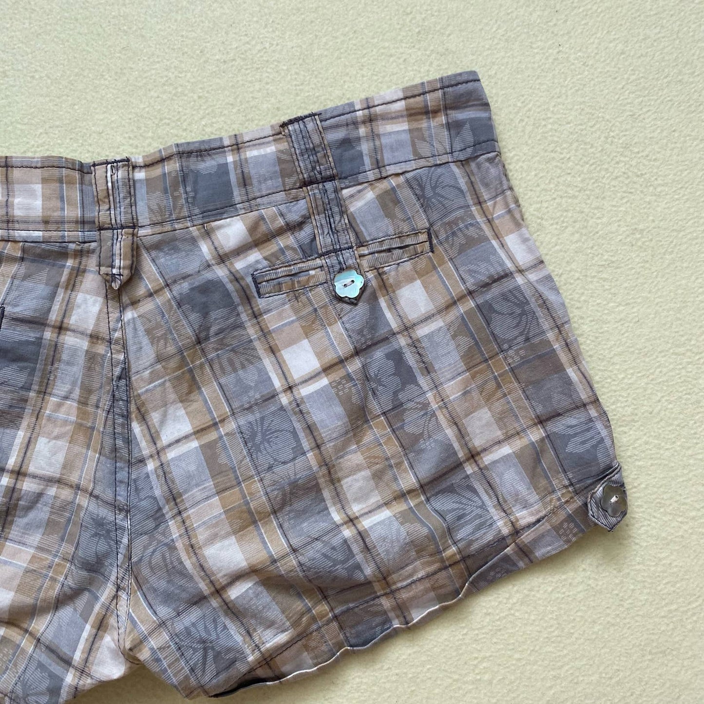Y2K Fragile Plaid Floral Low Rise Shorts, Size 7