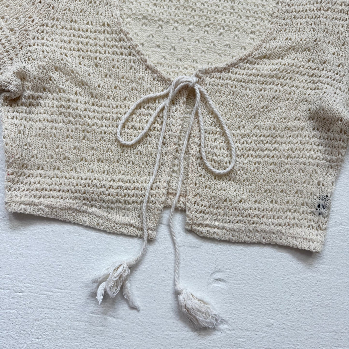 Secondhand Cream Crochet Knit Tie Front Crop Top, Size Small