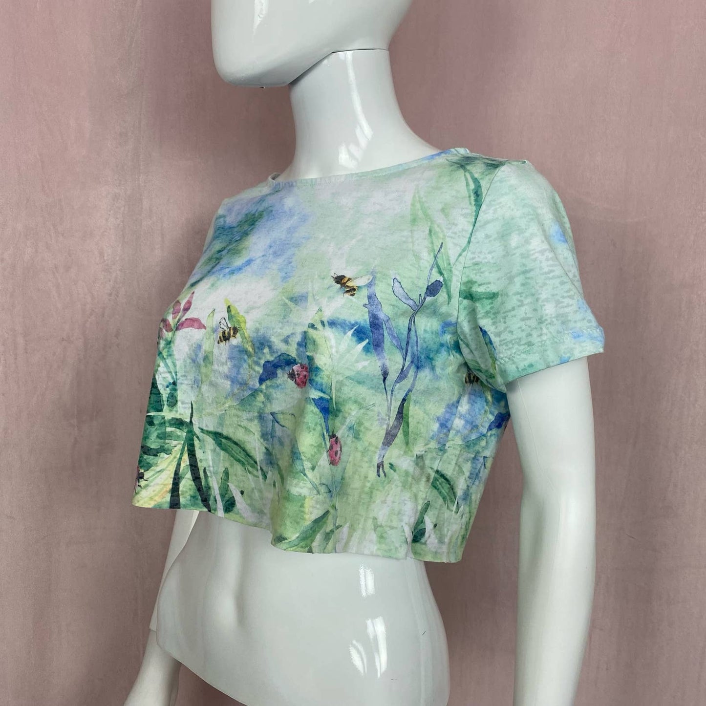 Reworked Christopher & Banks Bumble Bee Ladybug Crop Tee, Size Large Petite