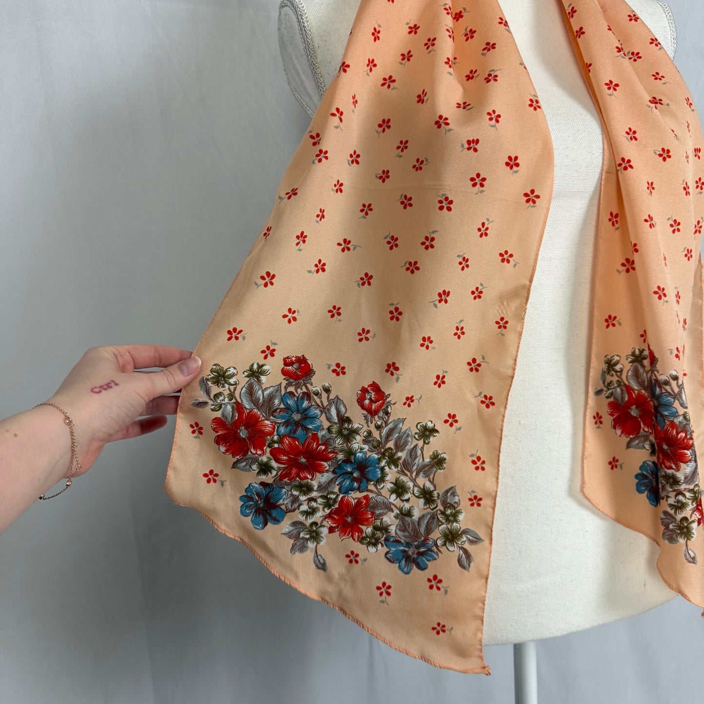 Secondhand Peach Floral Print Italian Scarf