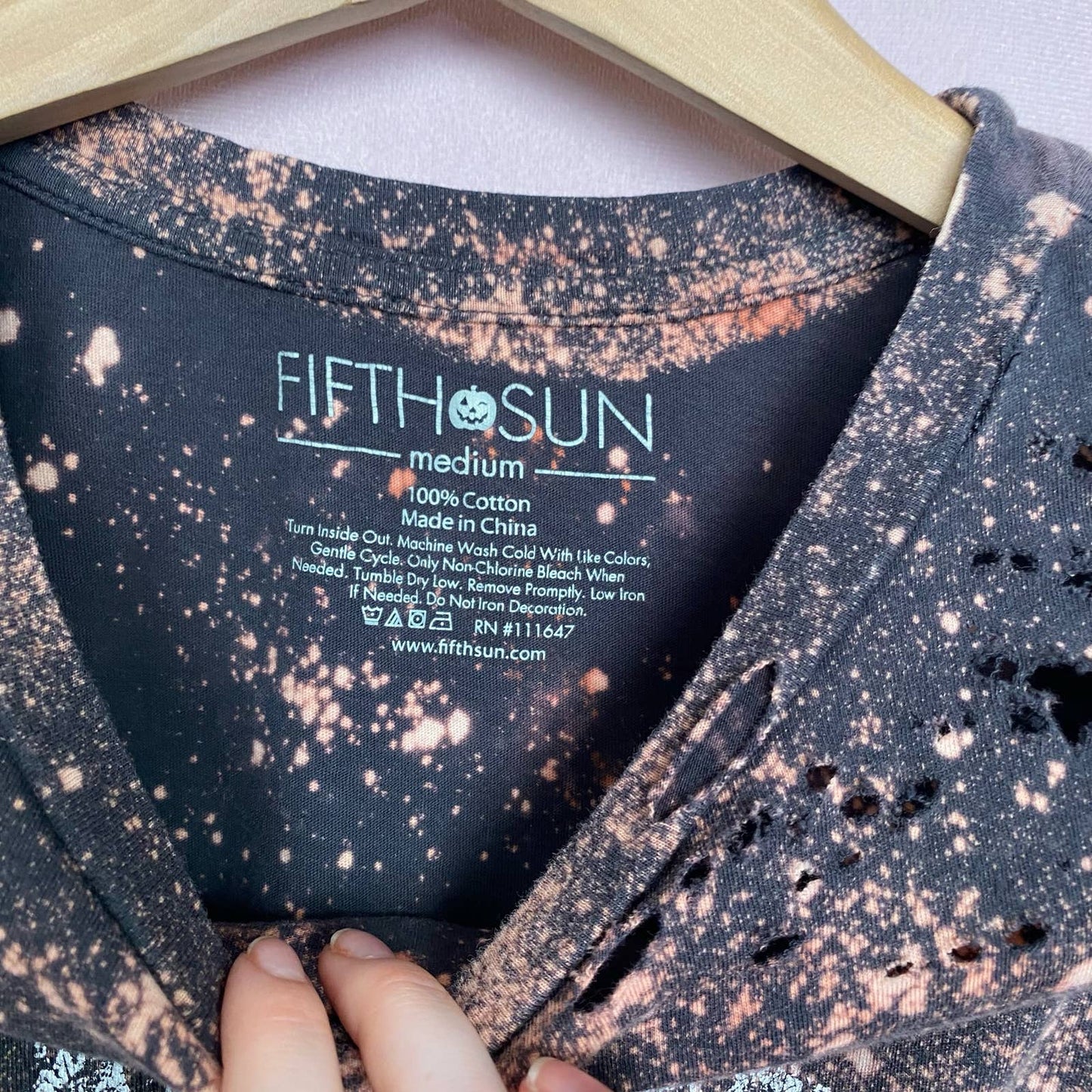 Reworked Fifth Sun Floral Skull Distressed Crop Tee, Size Medium