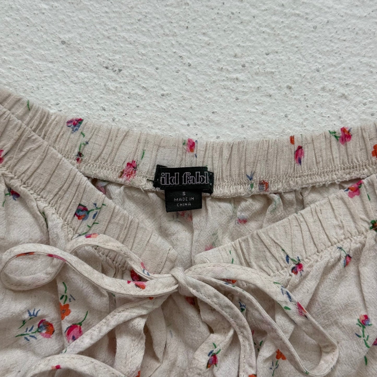 Secondhand Wild Fable Linen Blend Floral Tie Front Crop Top, Size Small