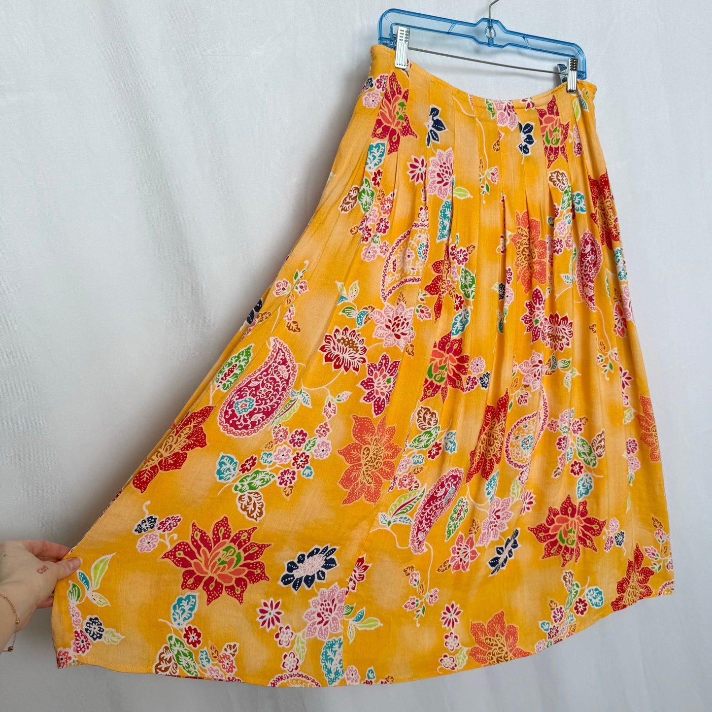 Secondhand Junction West Linen Floral Pleated Midi Skirt, Size Medium