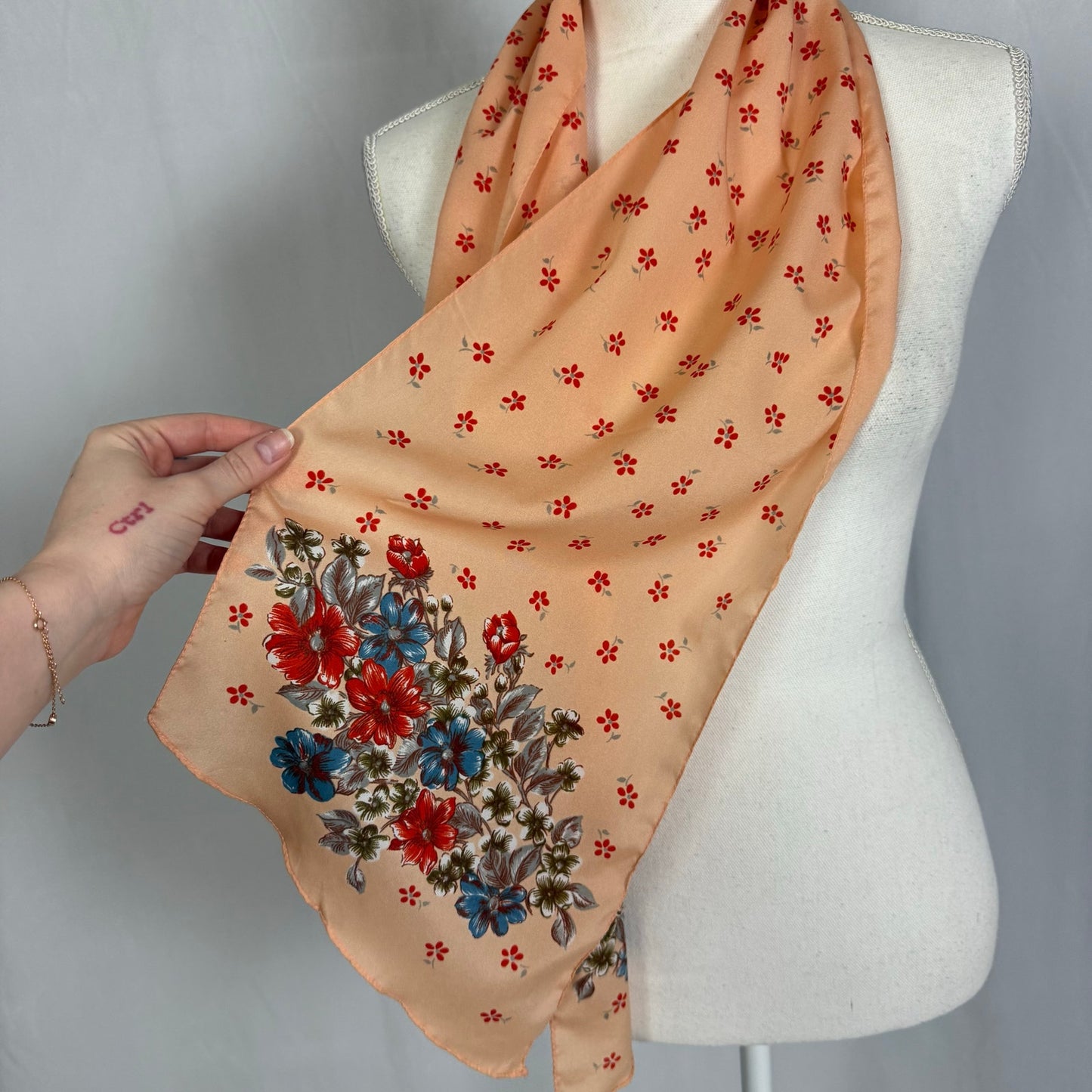 Secondhand Peach Floral Print Italian Scarf