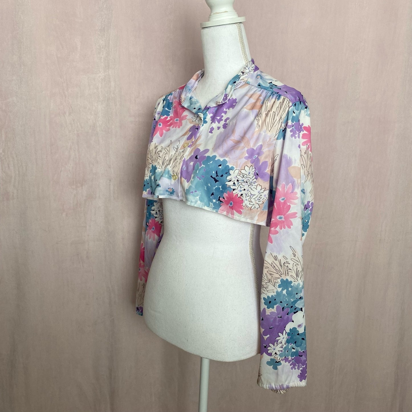 Reworked Vintage Floral Crop Long Sleeve Button Up