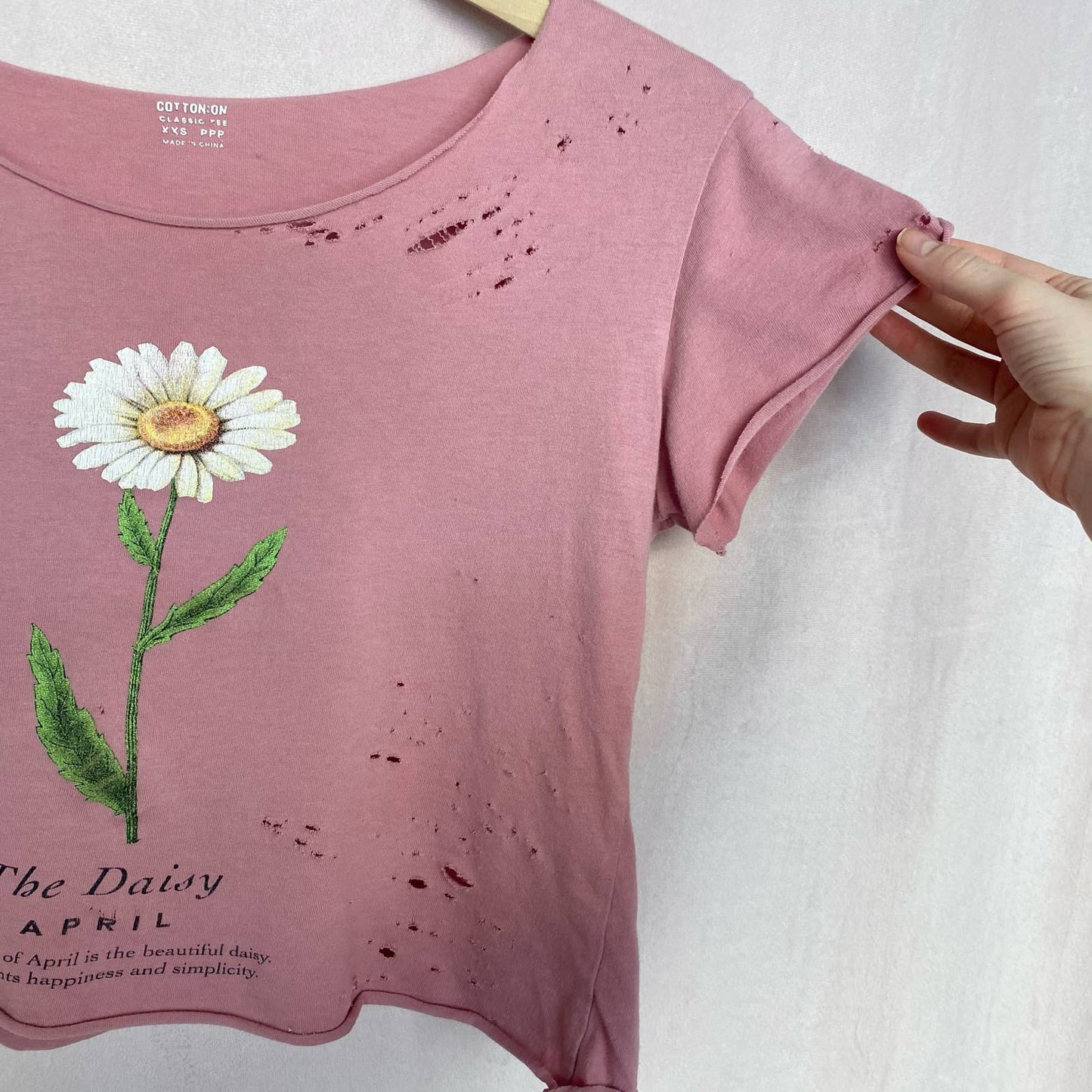 Reworked Cotton On Distressed Daisy Crop Tee, Size XXS